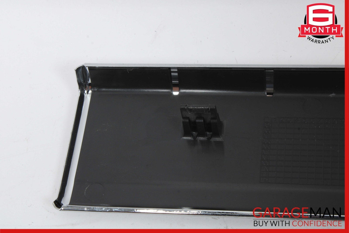 00-06 Mercedes W220 S430 S55 AMG Rear Right Side Door Step Sill Scuff Plate OEM