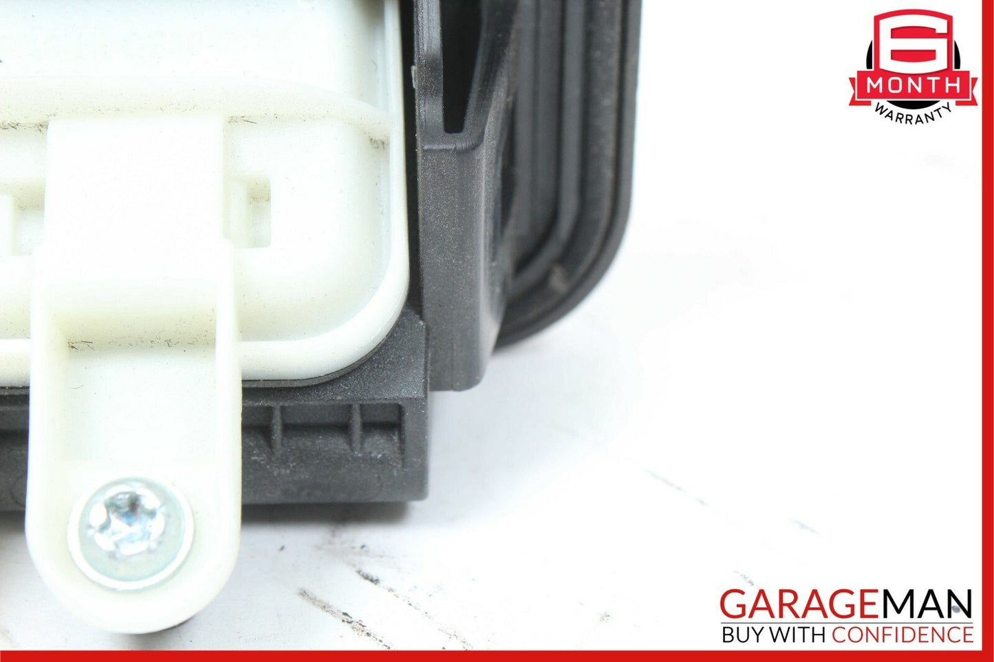 09-12 Mercedes X204 GLK350 Rear Tailgate Hatch Trunk Handle Switch Button OEM