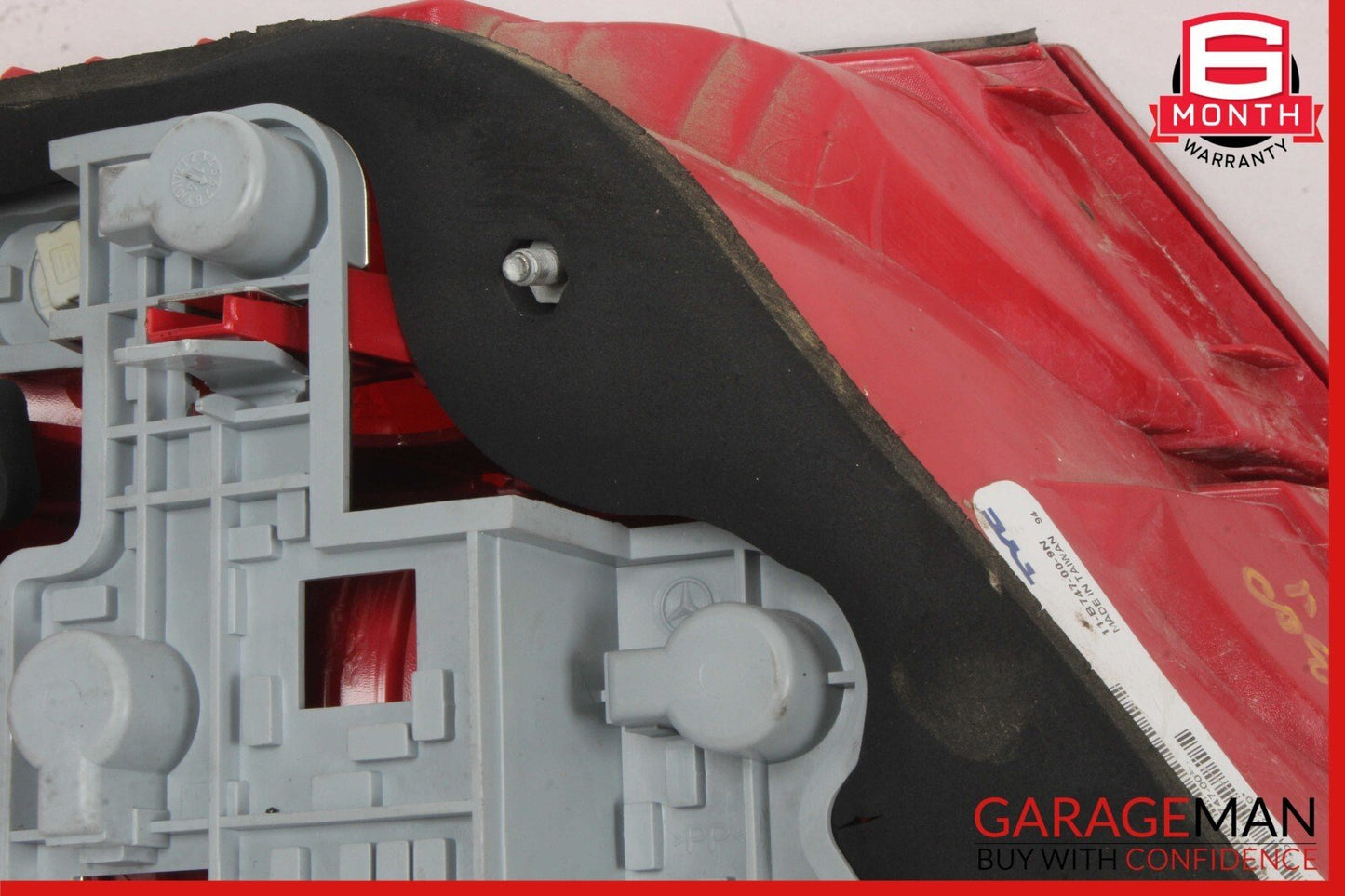 08-11 Mercedes W204 C300 C350 C63 AMG Rear Right Side Taillight Tail Light Lamp