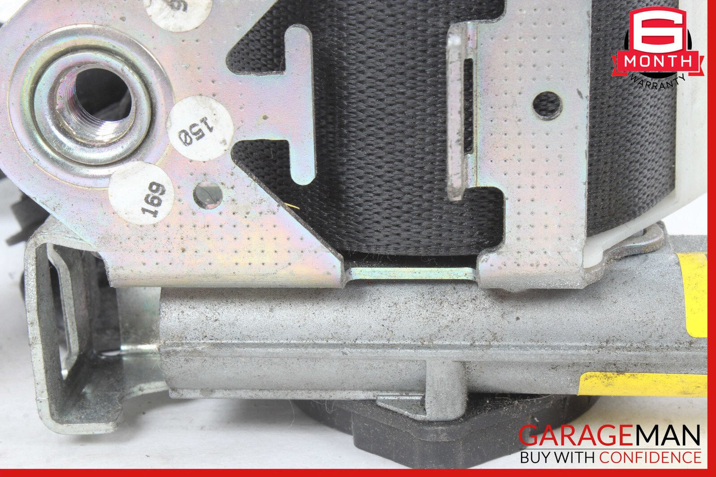 08-14 Mercedes W204 C63 Front Right Seatbelt Seat Belt Retractor OEM