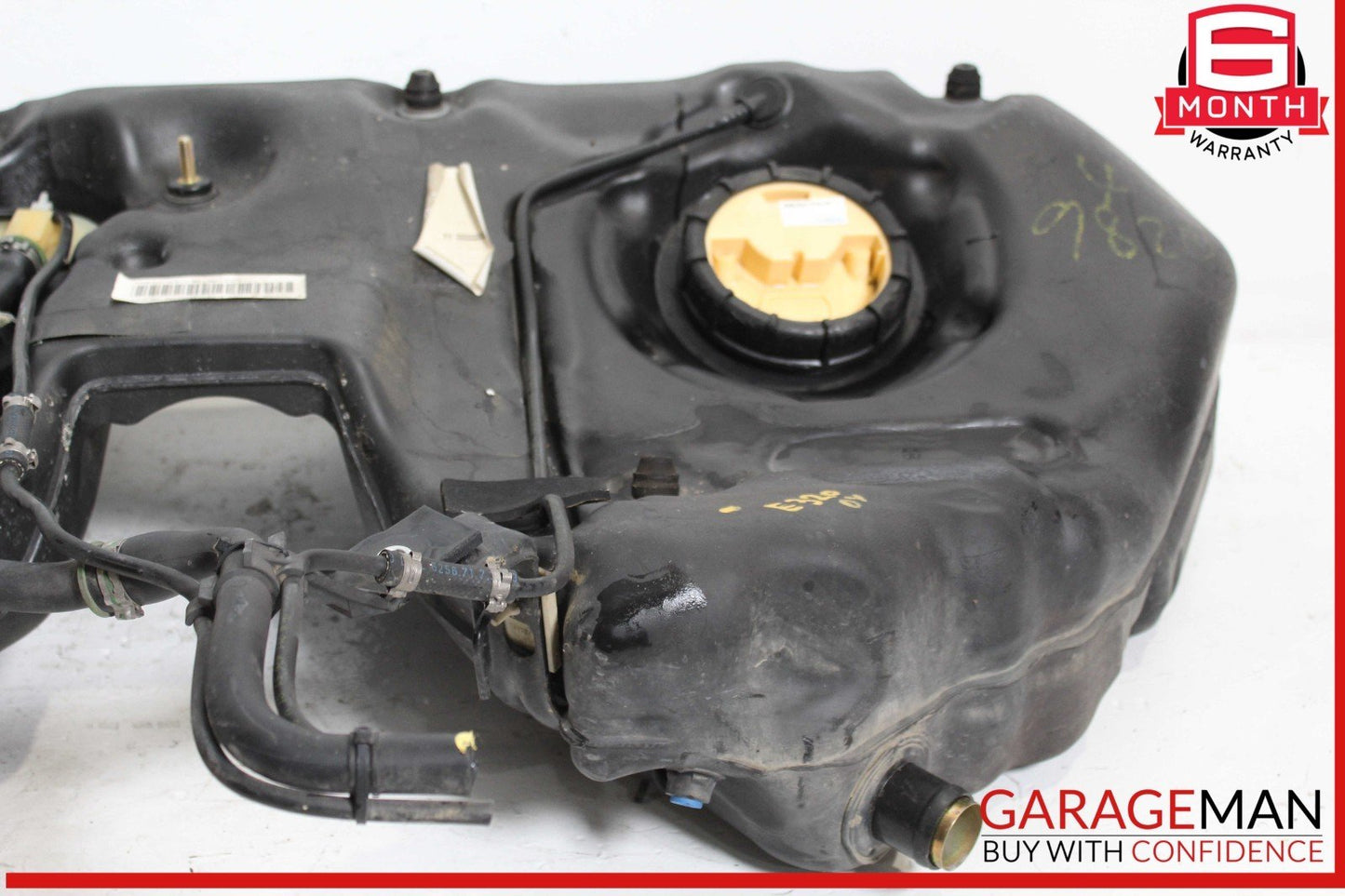 04-11 Mercedes W211 E320 4MATIC Fuel Tank Reservoir Assembly 2114703901 OEM