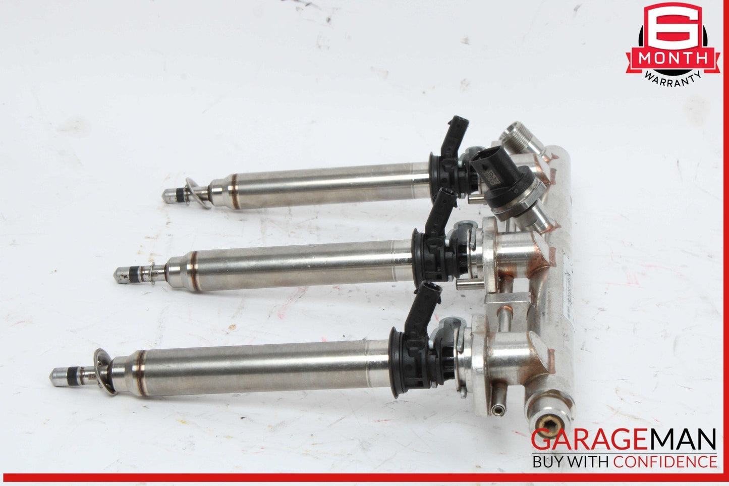 17-20 Mercedes R172 SLC43 AMG Left Side Fuel Injector Rail w/ Injectors OEM