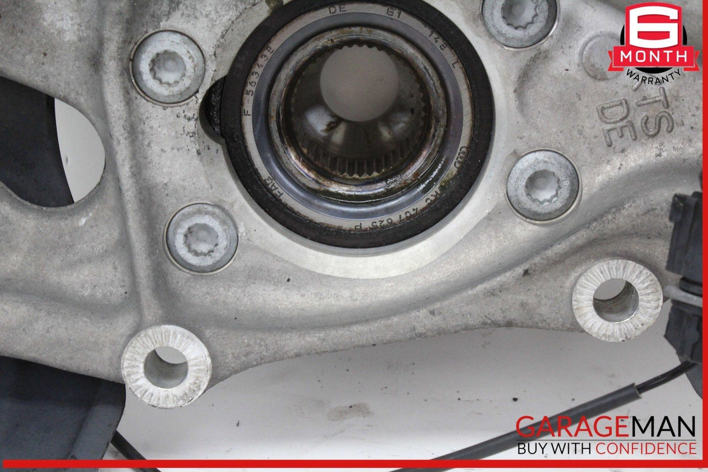 11-18 Audi A8 S8 Front Right Side Spindle Knuckle Wheel Hub 4H0407242L OEM