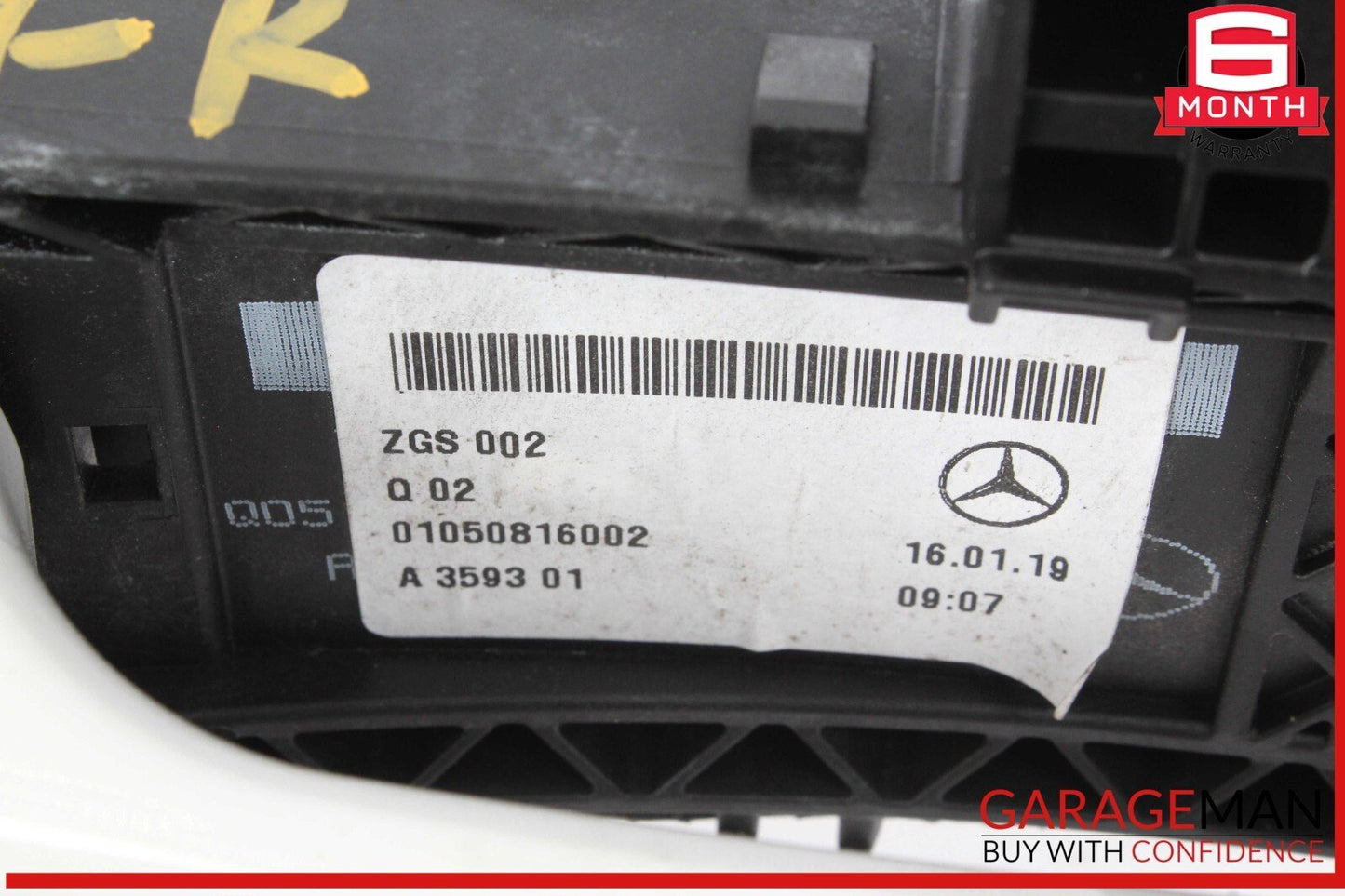 12-20 Mercedes R172 SLC300 Front Right Exterior Door Handle Keyless Go OEM