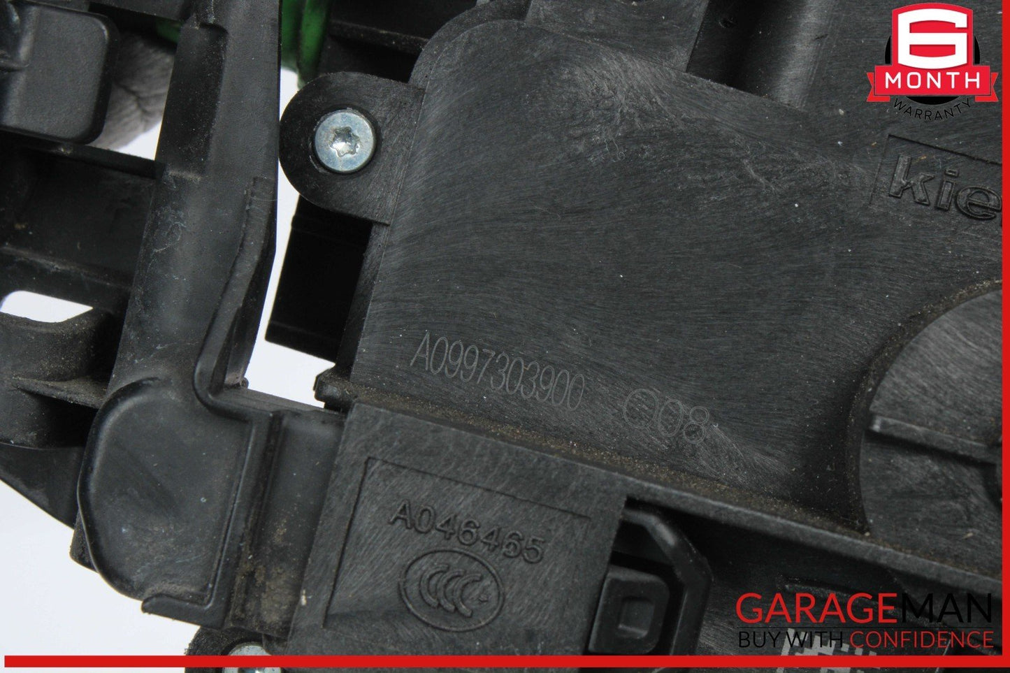 15-20 Mercedes W205 C300 C350e C43 AMG Rear Left Side Door Lock Latch Actuator