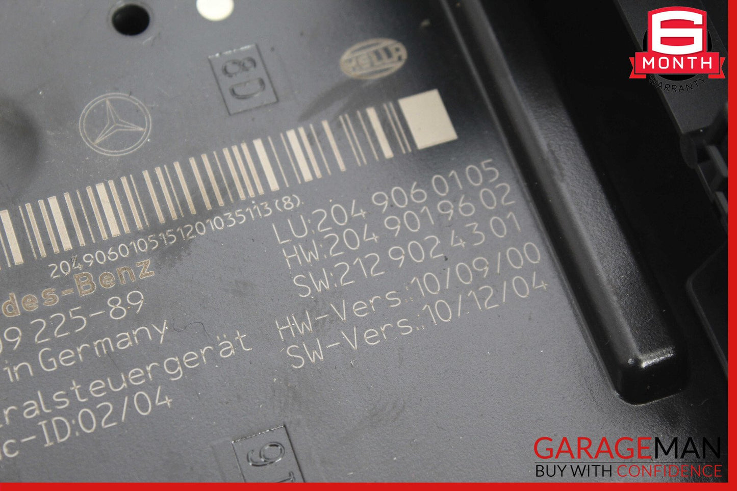 10-14 Mercedes W204 C250 C300 Rear Fuse Relay Box 2049060105 OEM