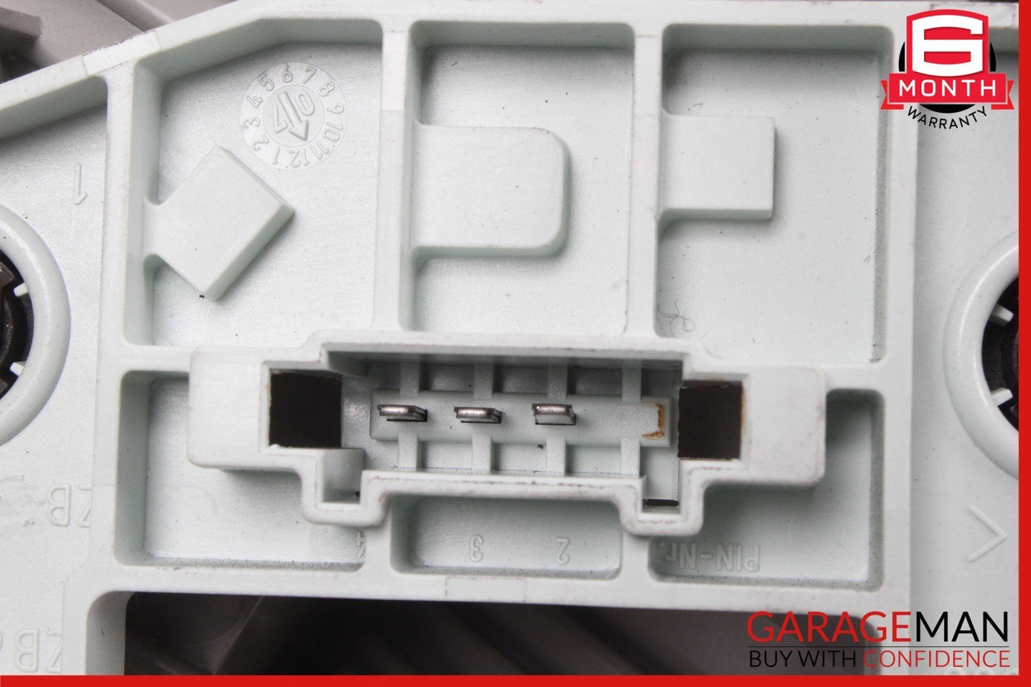 03-06 Mercedes W211 E500 Rear Right Passenger Side Inner Tail Light Lamp OEM