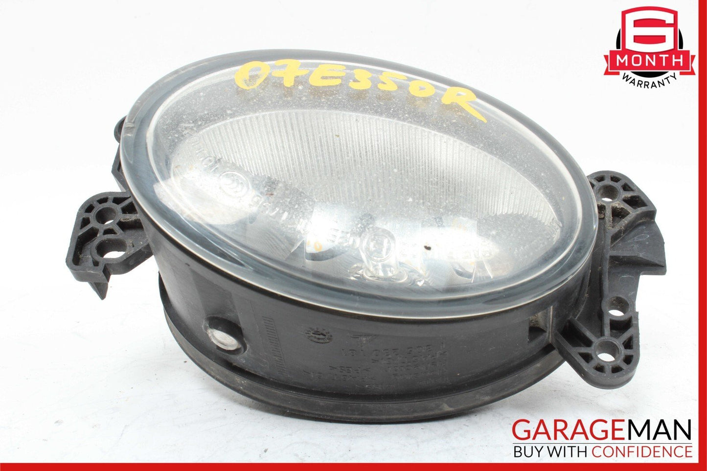 06-09 Mercedes W211 E320 E350 CLK350 Front Right Side Fog Light Lamp Cover OEM