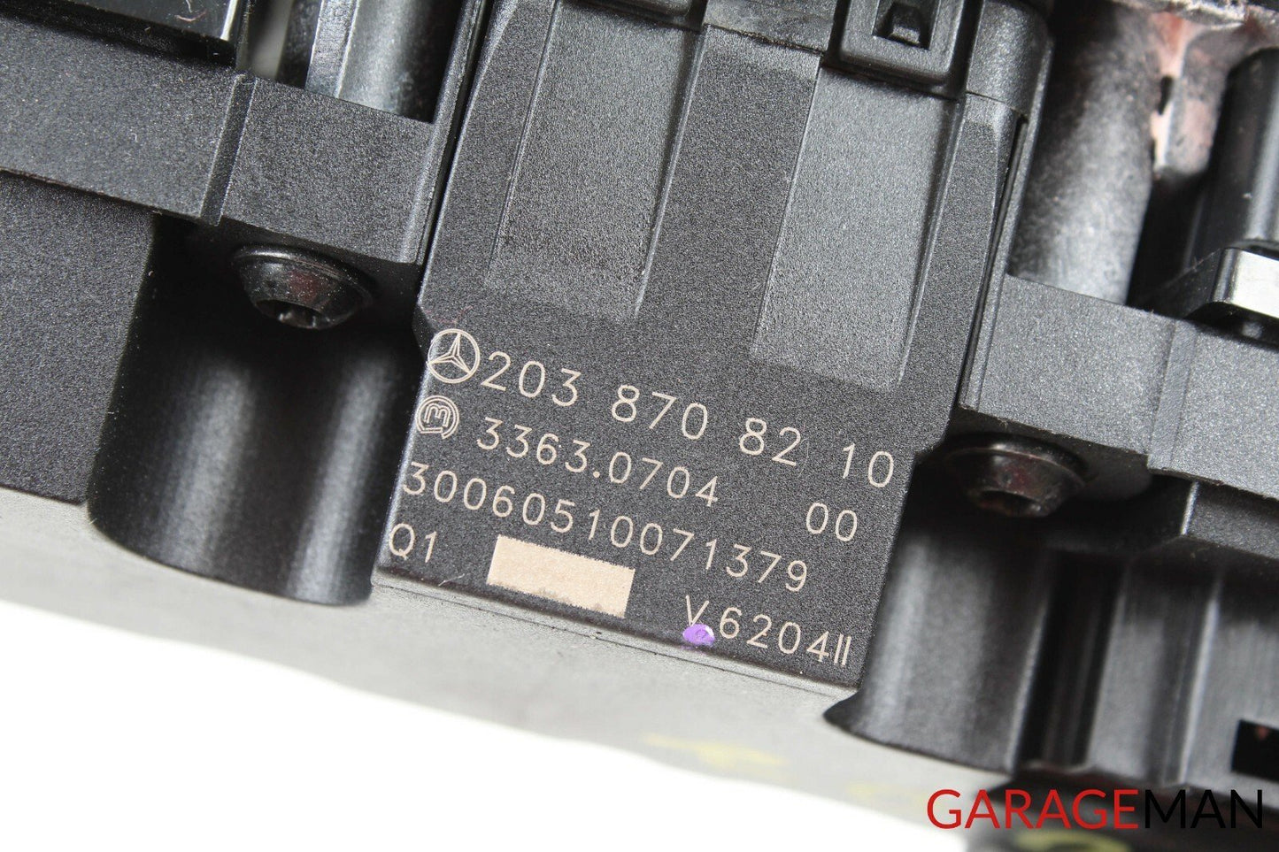 05-07 MERCEDES W203 C230 DASHBOARD DASH CONTROL SWITCH PANEL TRIM OEM