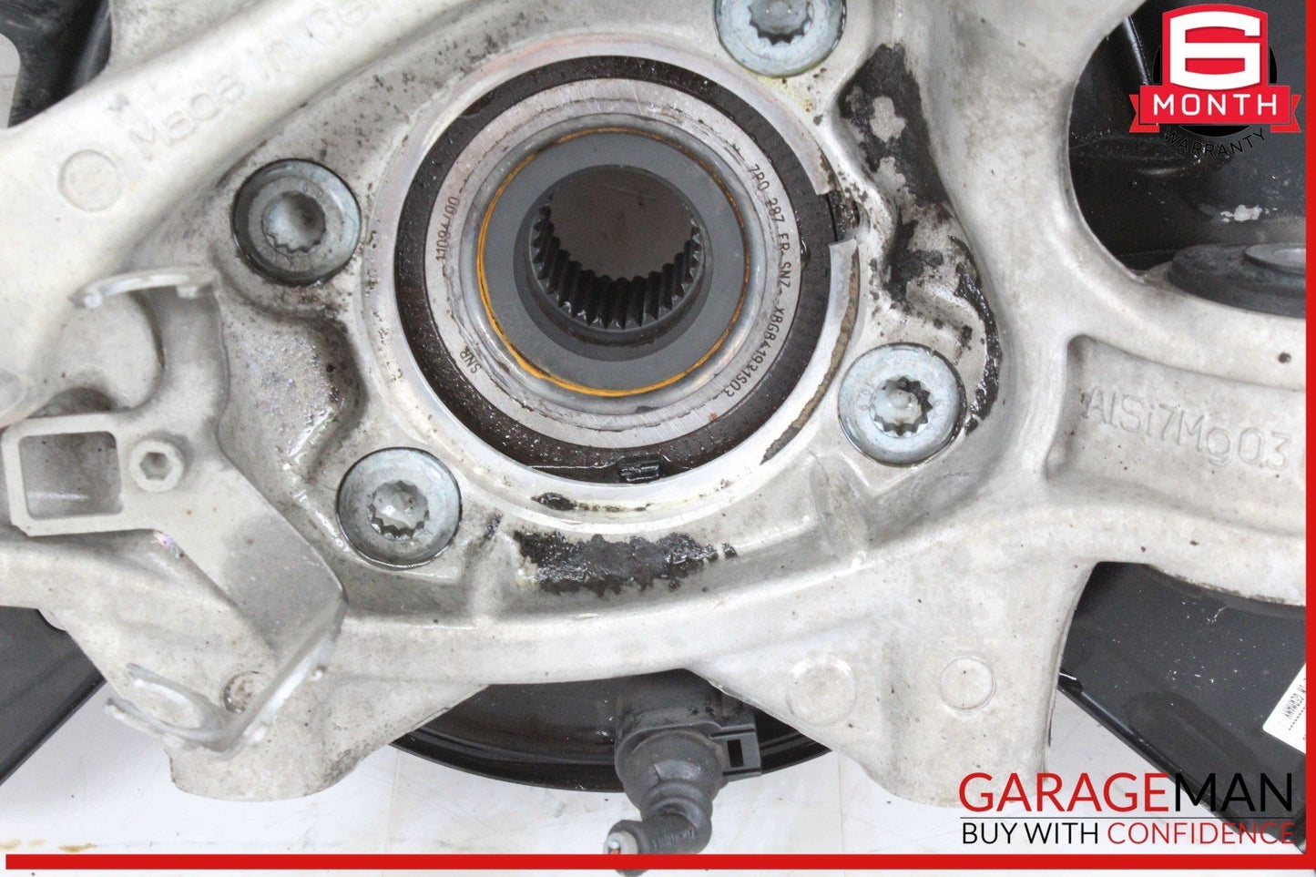 11-14 Porsche Cayenne 958 Rear Right Side Spindle Knuckle Wheel Hub OEM