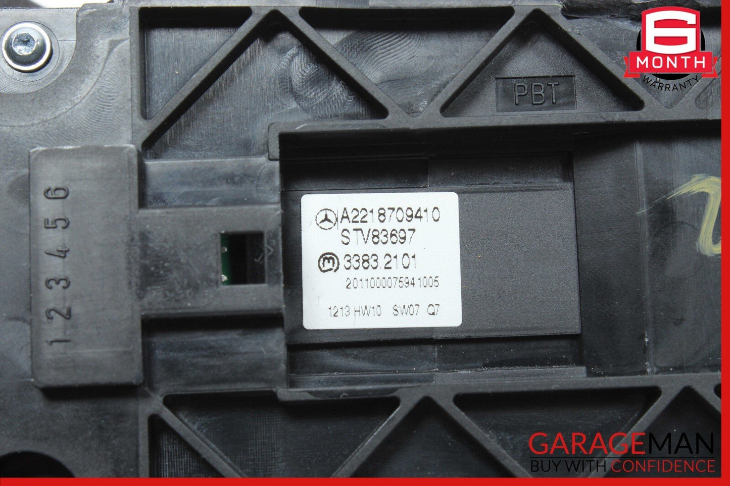 10-13 Mercedes W221 S550 S350 Rear Left / Right Window Control Switch Module