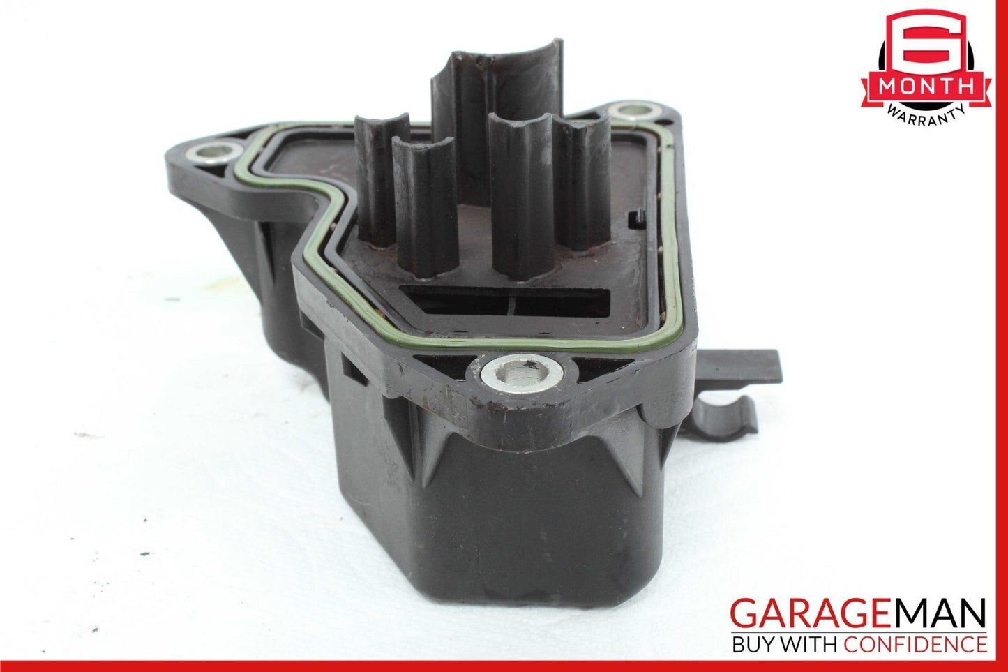 06-15 Mercedes W211 E350 SLK300 C300 Engine Oil Separator Cover 2720160134 OEM