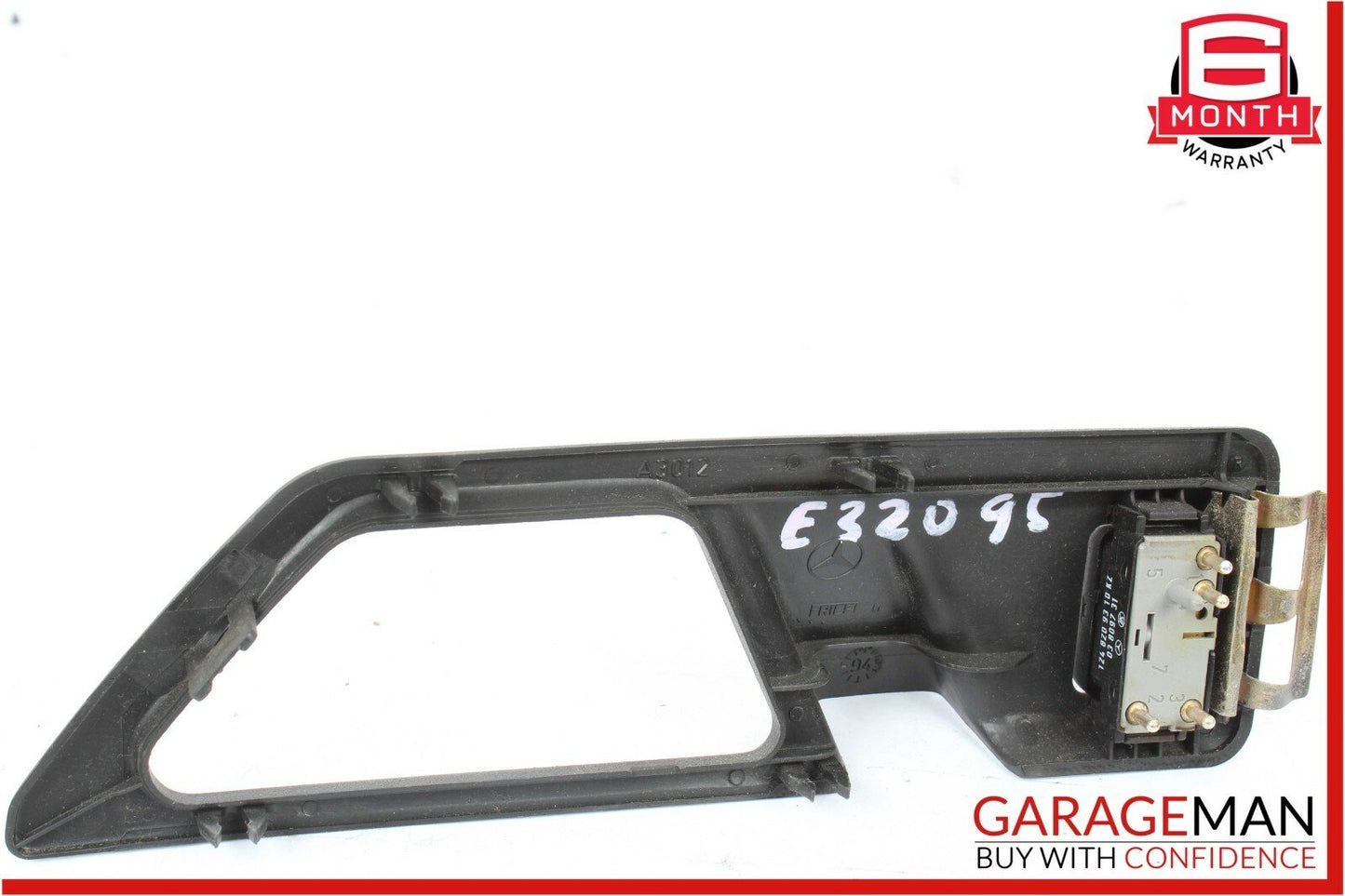 94-95 Mercedes W124 E300 E320 Rear Left Side Door Window Control Switch Trim