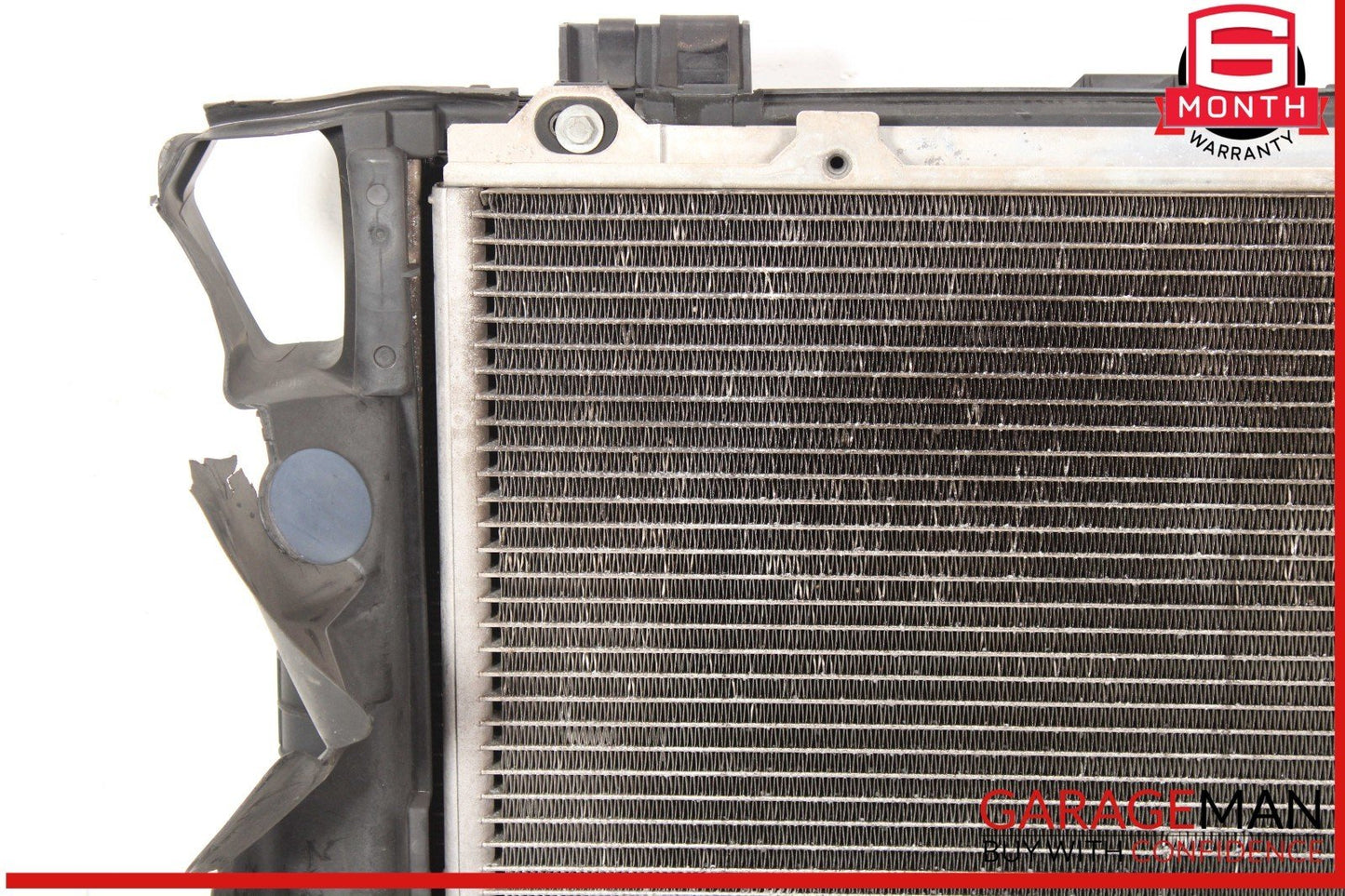 98-02 Mercedes W210 E320 Engine Motor Cooling Radiator Assembly OEM