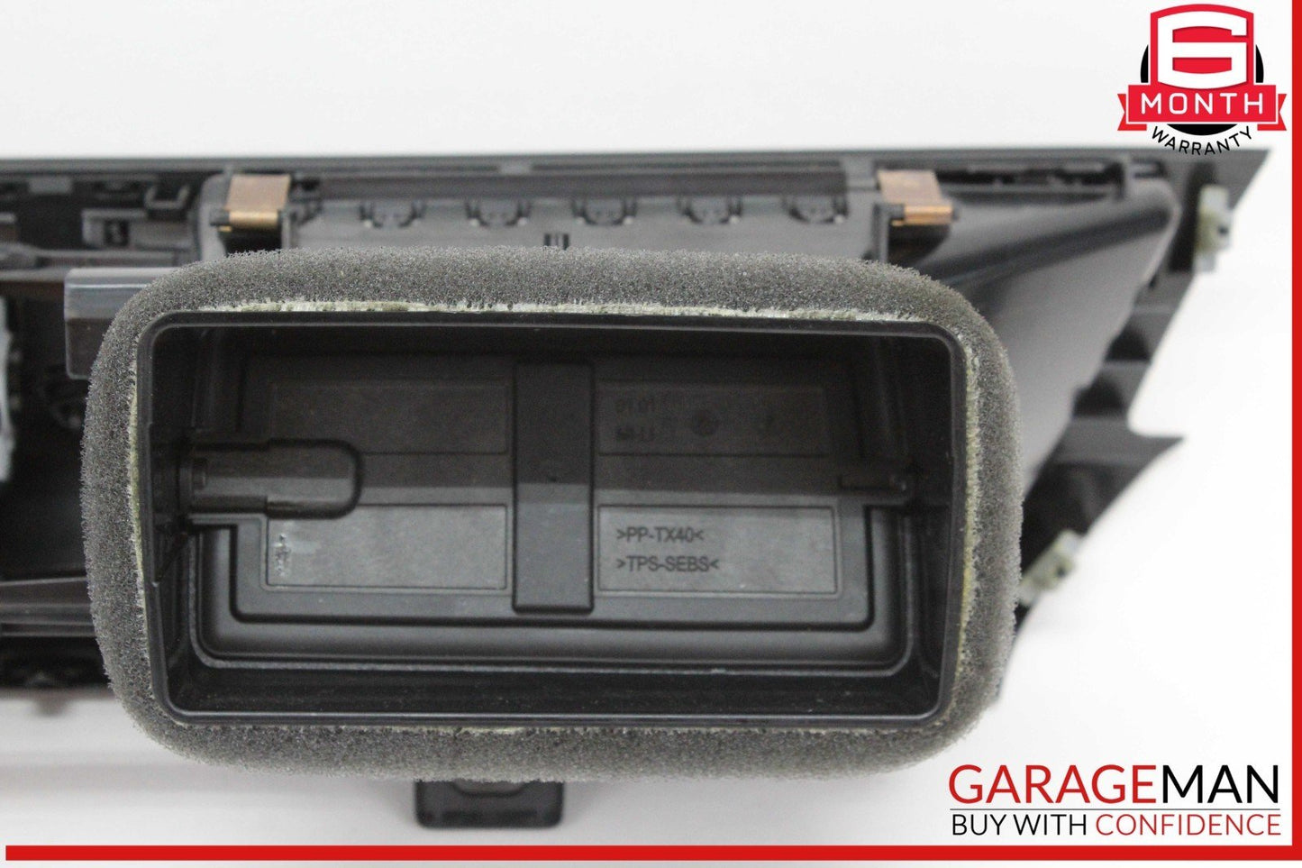 19-24 Audi Q3 Front Center Dashboard AC A/C Air Vent Grille 83B820903 OEM