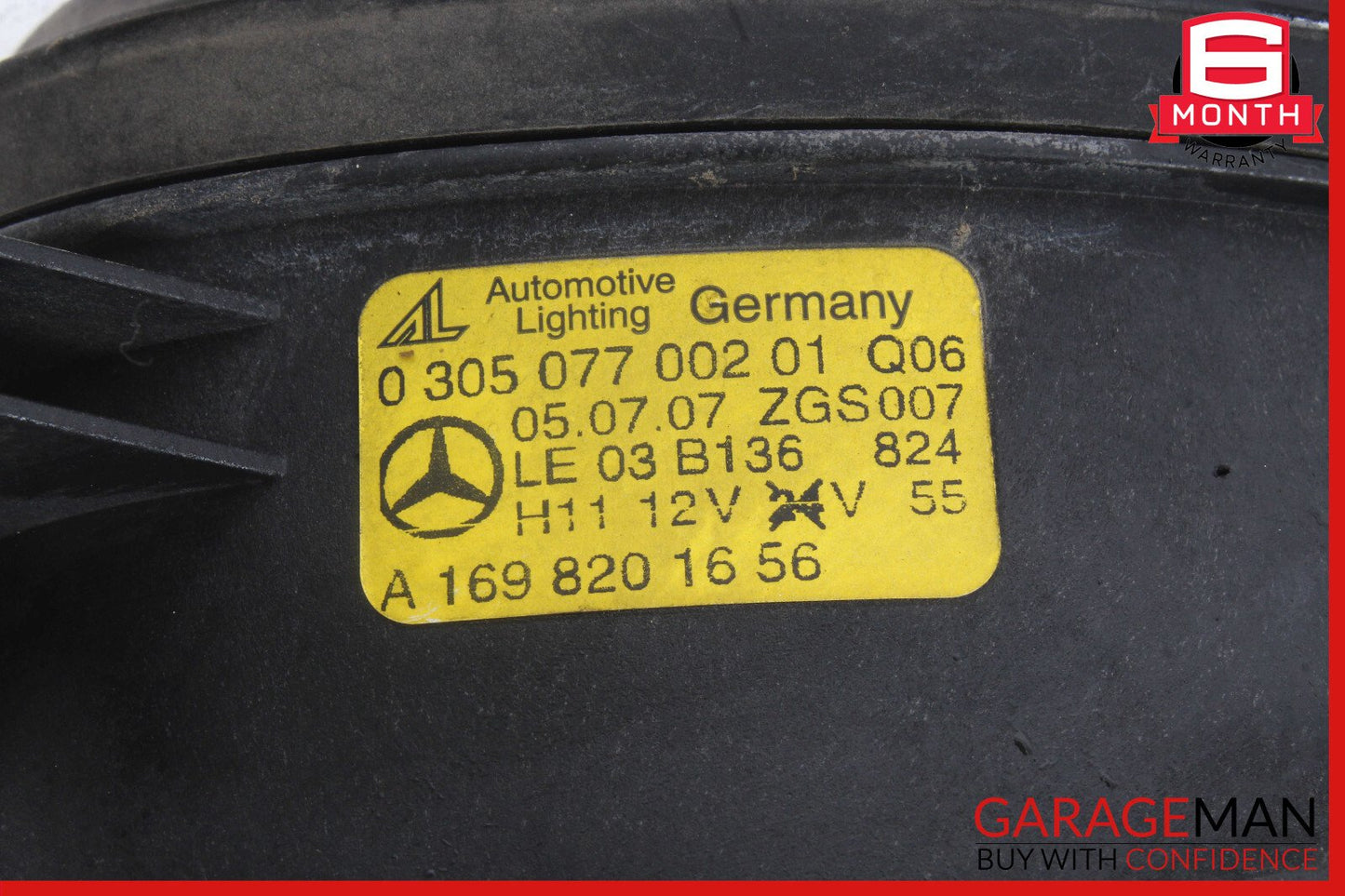 06-10 Mercedes W211 E350 CLS500 Fog Light Lamp Right Passenger 1698201656 OEM