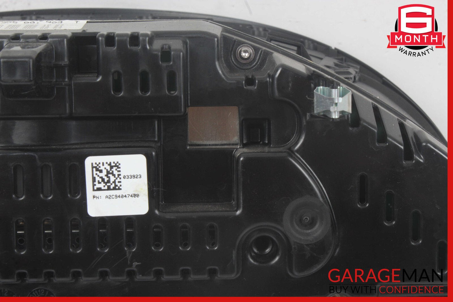 2015-2018 Mercedes-Benz C300 W205 Speedometer Instrument Cluster 2059001718