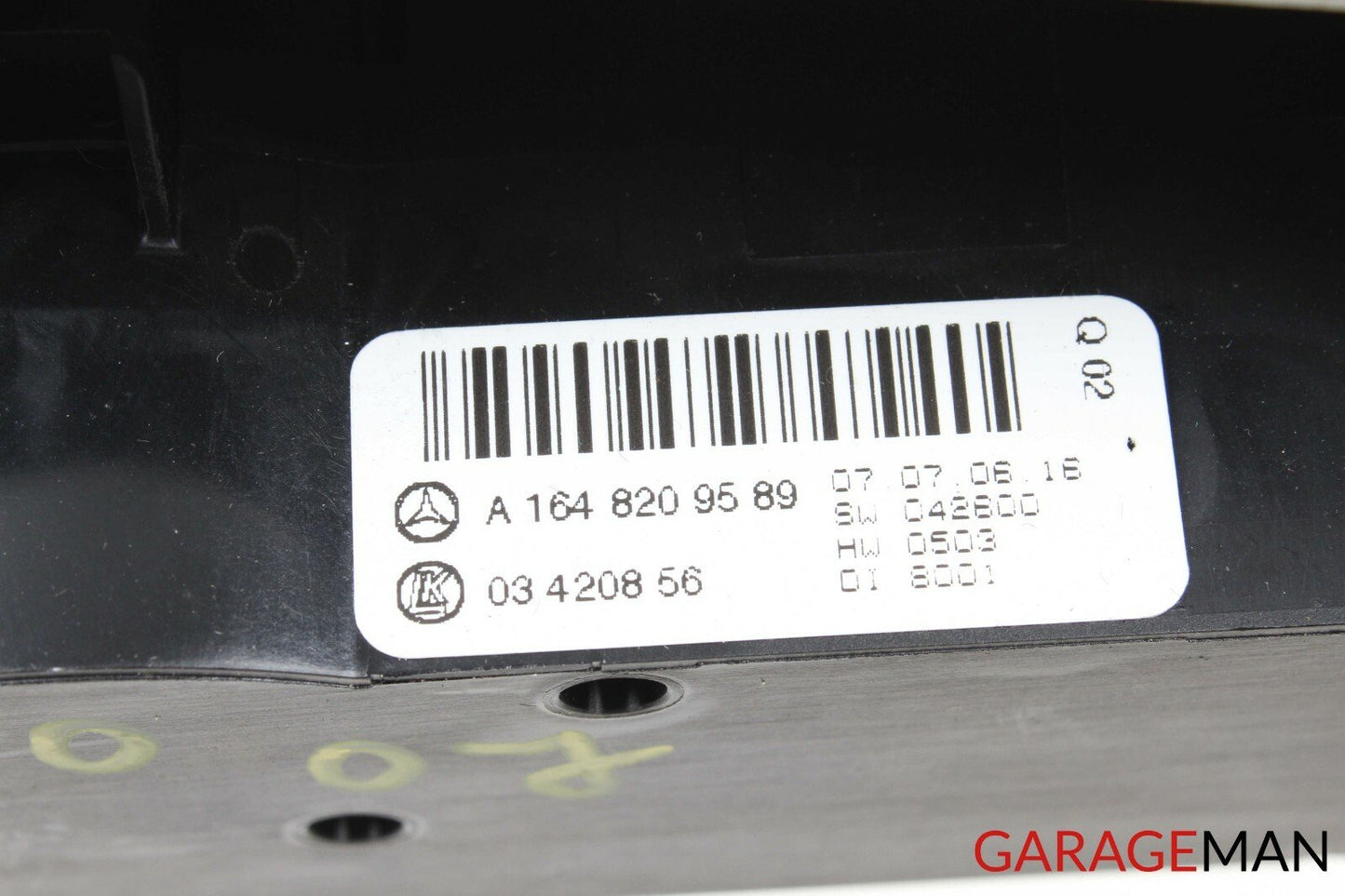 06-09 Mercedes W251 R350 Rear Center Console AC A/C Heater Switch Control Panel