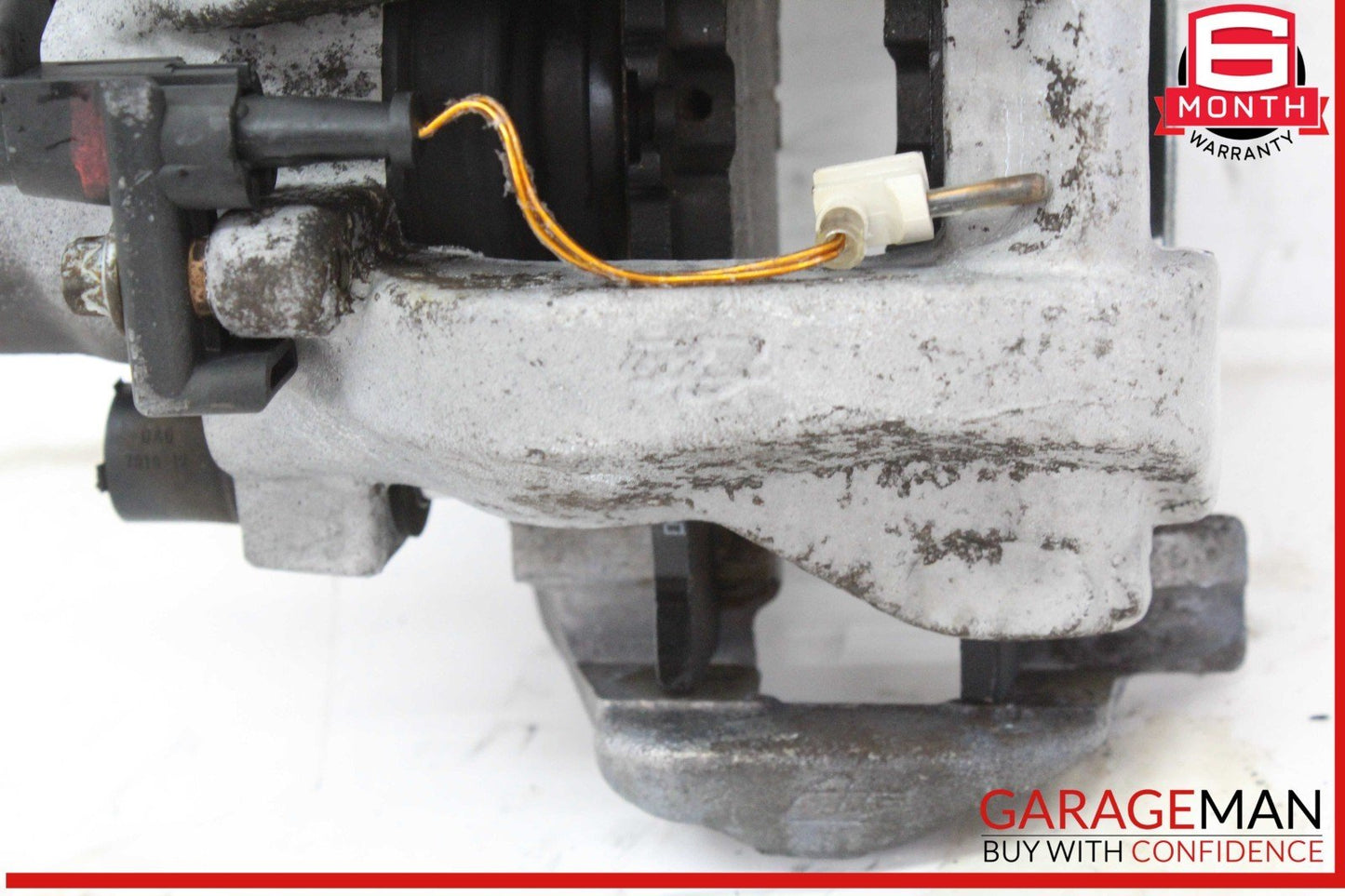 03-11 Mercedes W211 E550 Rear Left and Rear Right Side Brake Calipers Set OEM