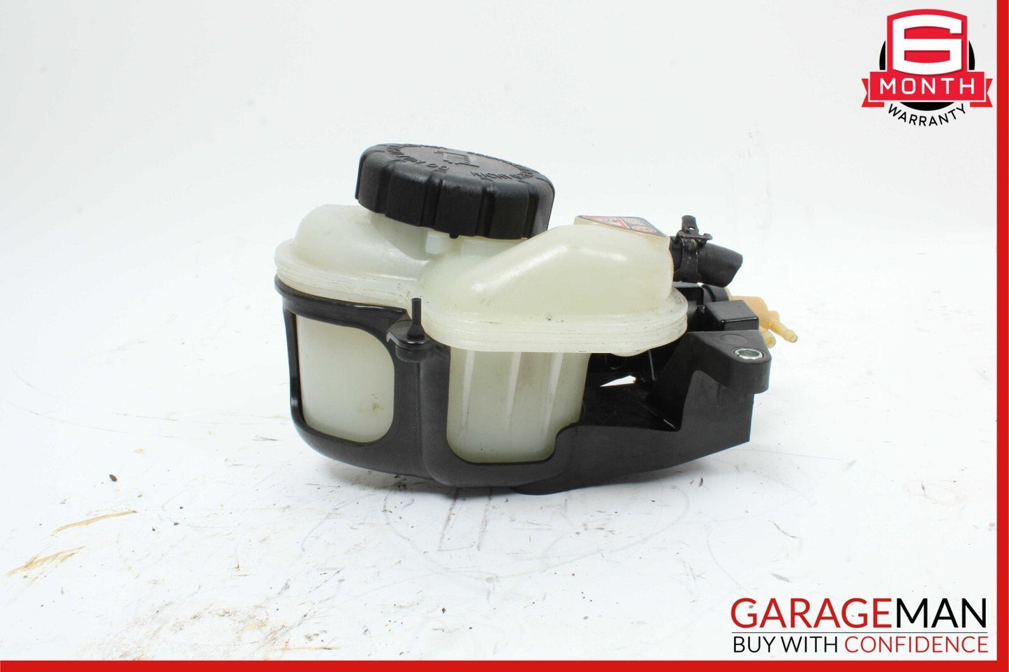 11-18 Mercedes W218 CLS550 E550 GL450 S550 Overflow Expansion Tank Intercooler