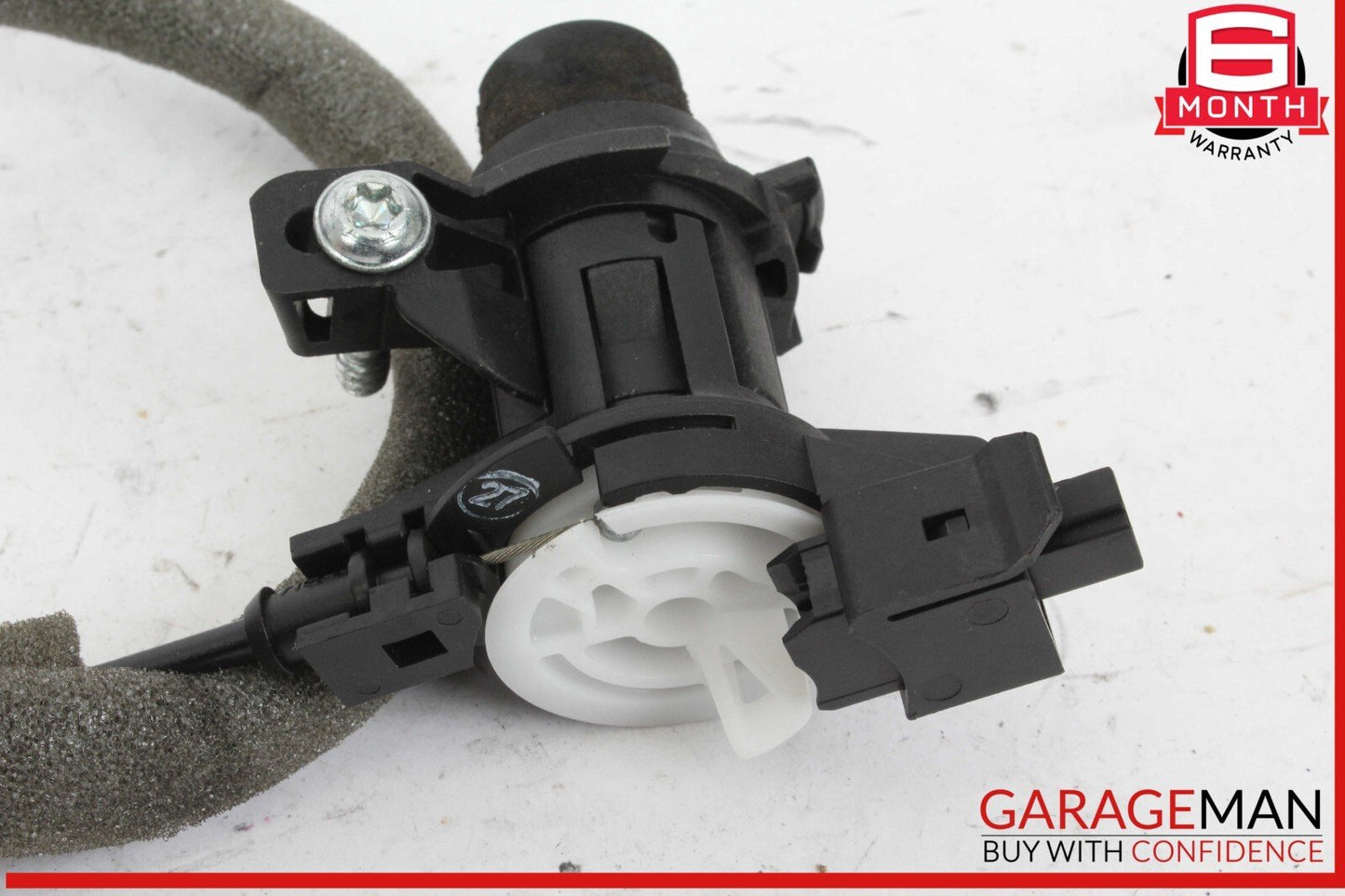 08-17 Mercedes W204 C250 E350 E400 E550 Rear Trunk Lid Latch Lock Actuator OEM
