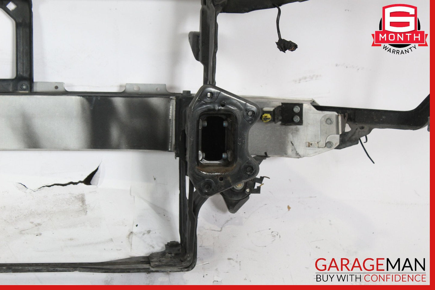 07-09 Mercedes W221 S550 Front Reinforcement Bar Upper Radiator Support Clip OEM