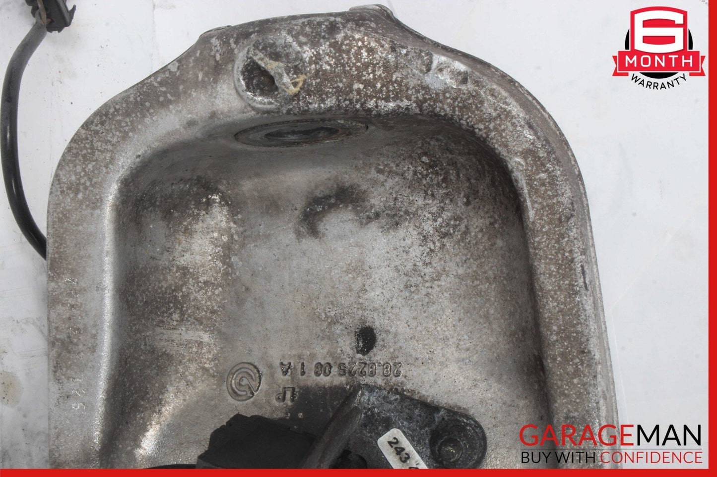 03-10 Maserati Quattroporte M139 Front Right Wheel Spindle Knuckle Hub Bearing