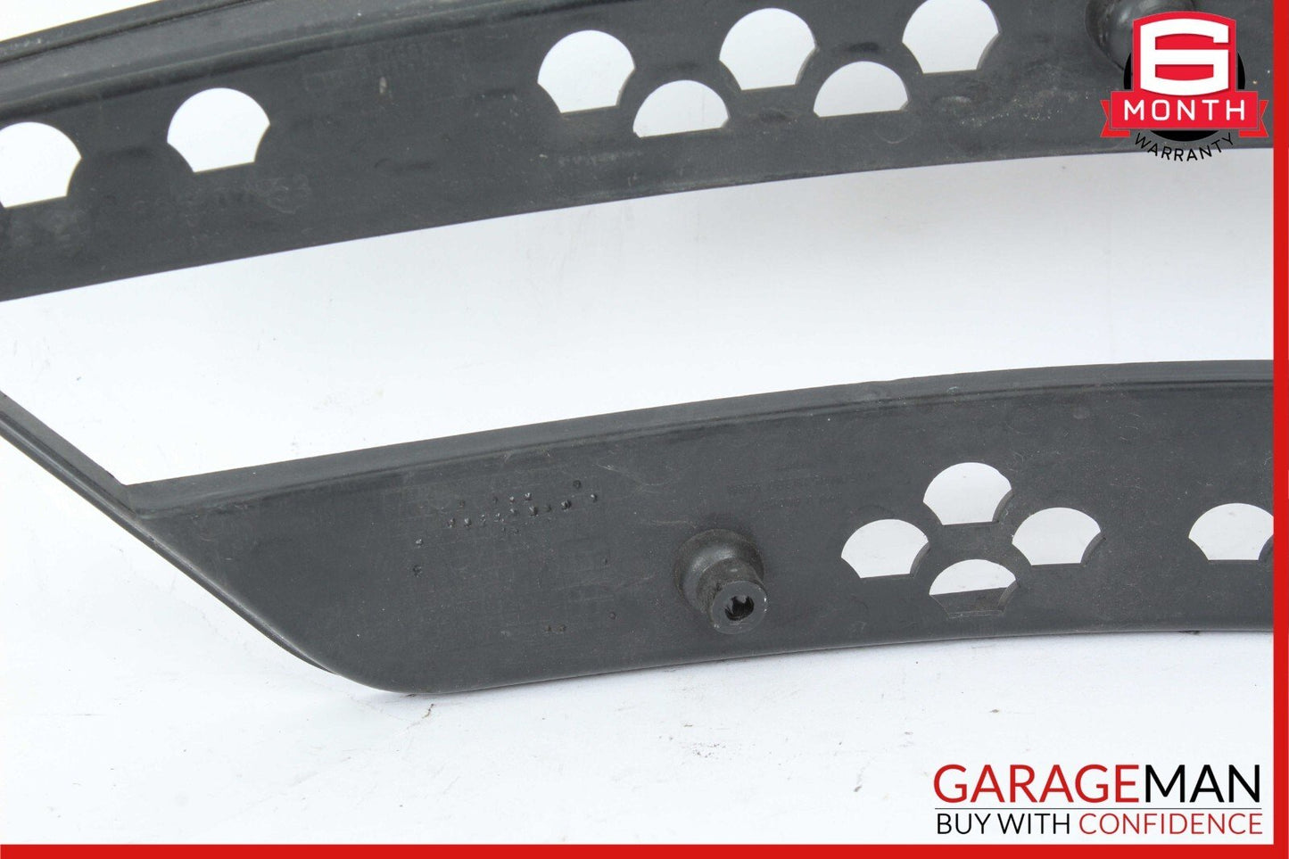 08-11 Mercedes W204 C300 Front Right Side Fog Daytime Running Light Grille Cover