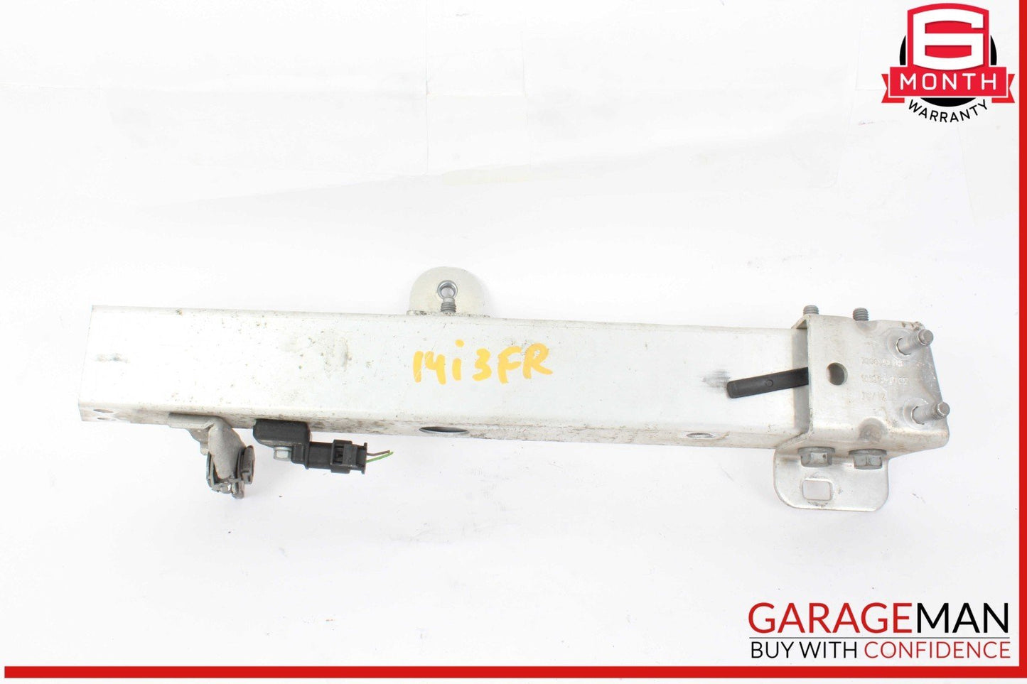 14-21 BMW i3 I01 Front Right Side Bumper Reinforcement Support Bracket Mount OEM