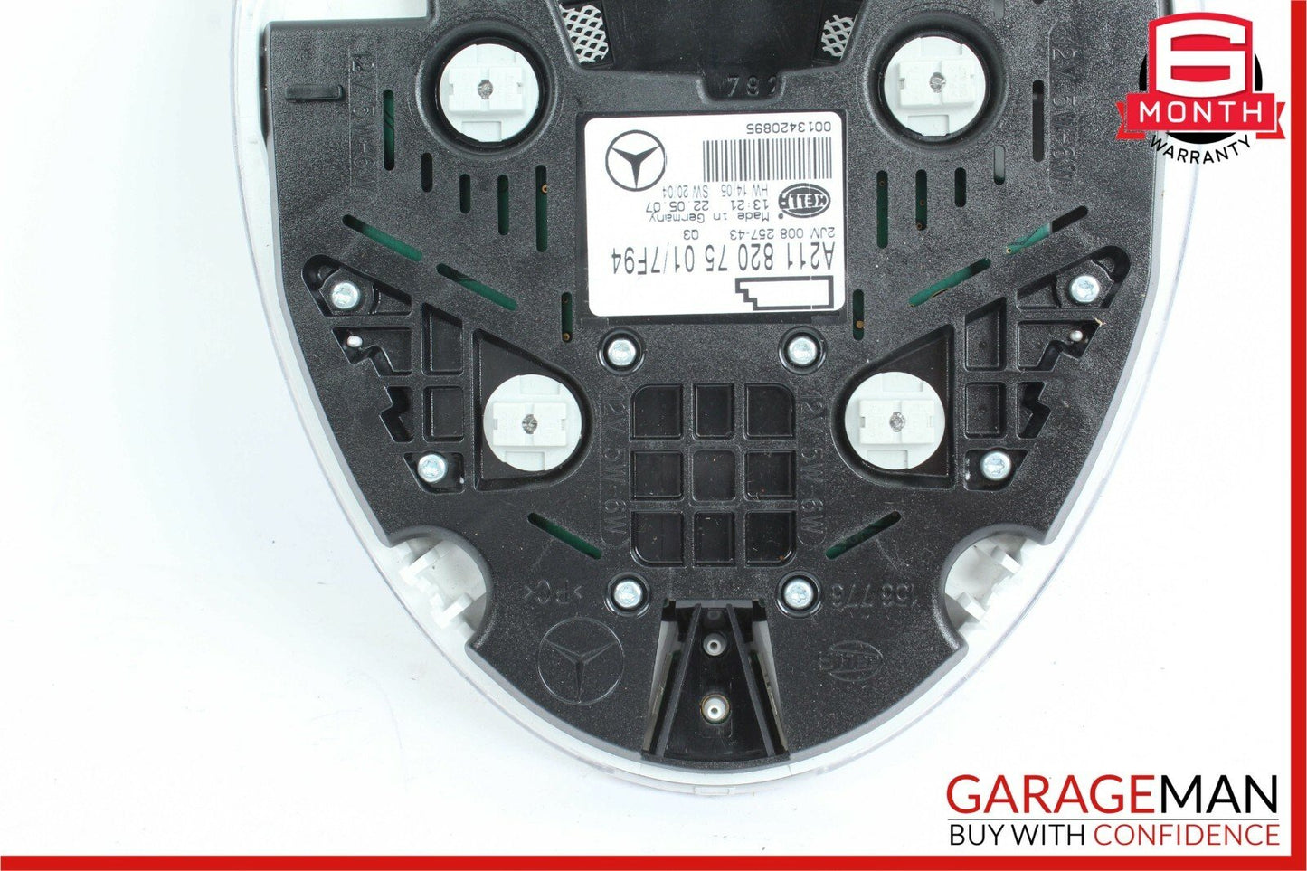 06-11 Mercedes W211 E350 CLS500 Rear Overhead Dome Light Gray 2118207501 OEM