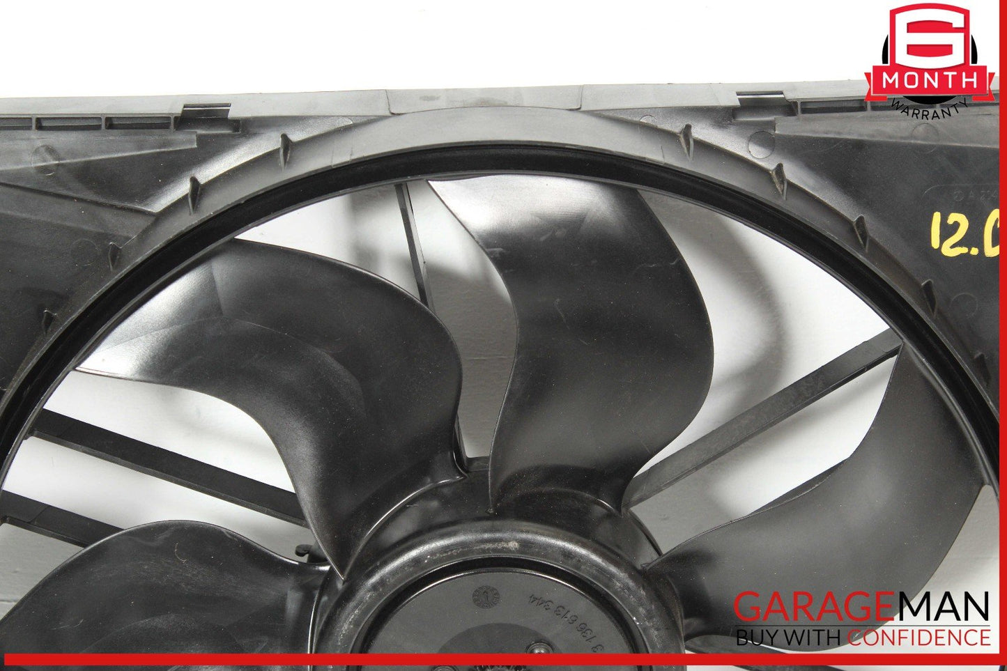 08-20 Mercedes W204 C250 Engine Radiator Cooling Fan Motor Shroud Assy OEM