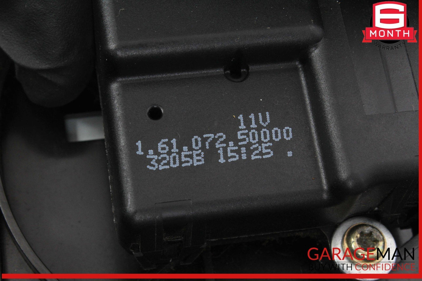 03-09 Mercedes W211 E320 4MATIC Hazard Switch Control Panel 2116800552 OEM