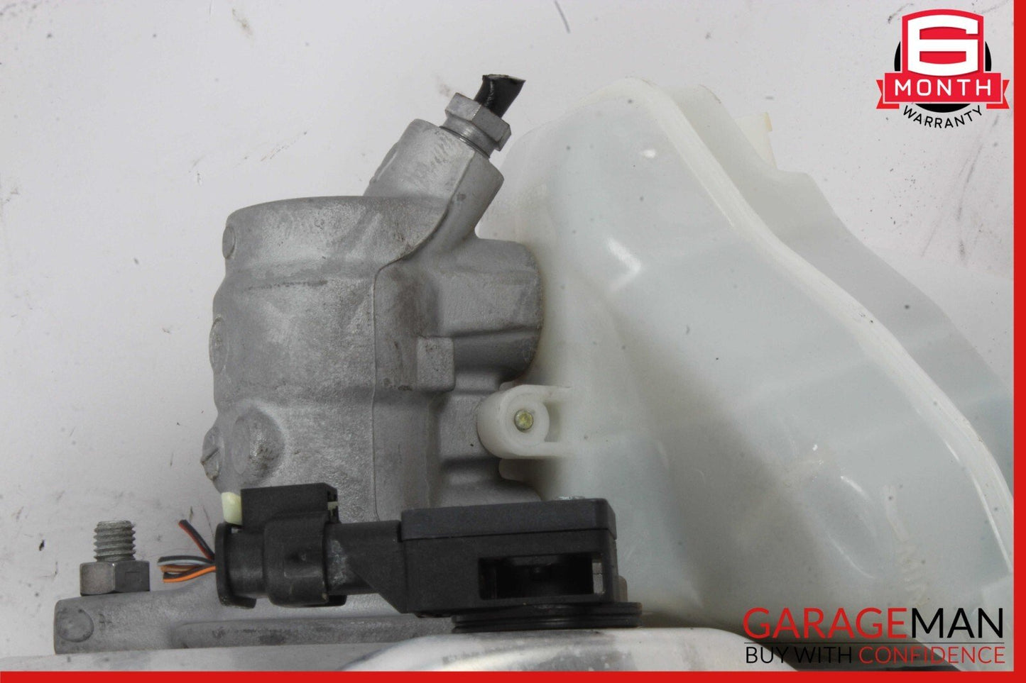 15-18 Mercedes W205 C350e C300 C400 Master Cylinder Power Brake Booster OEM