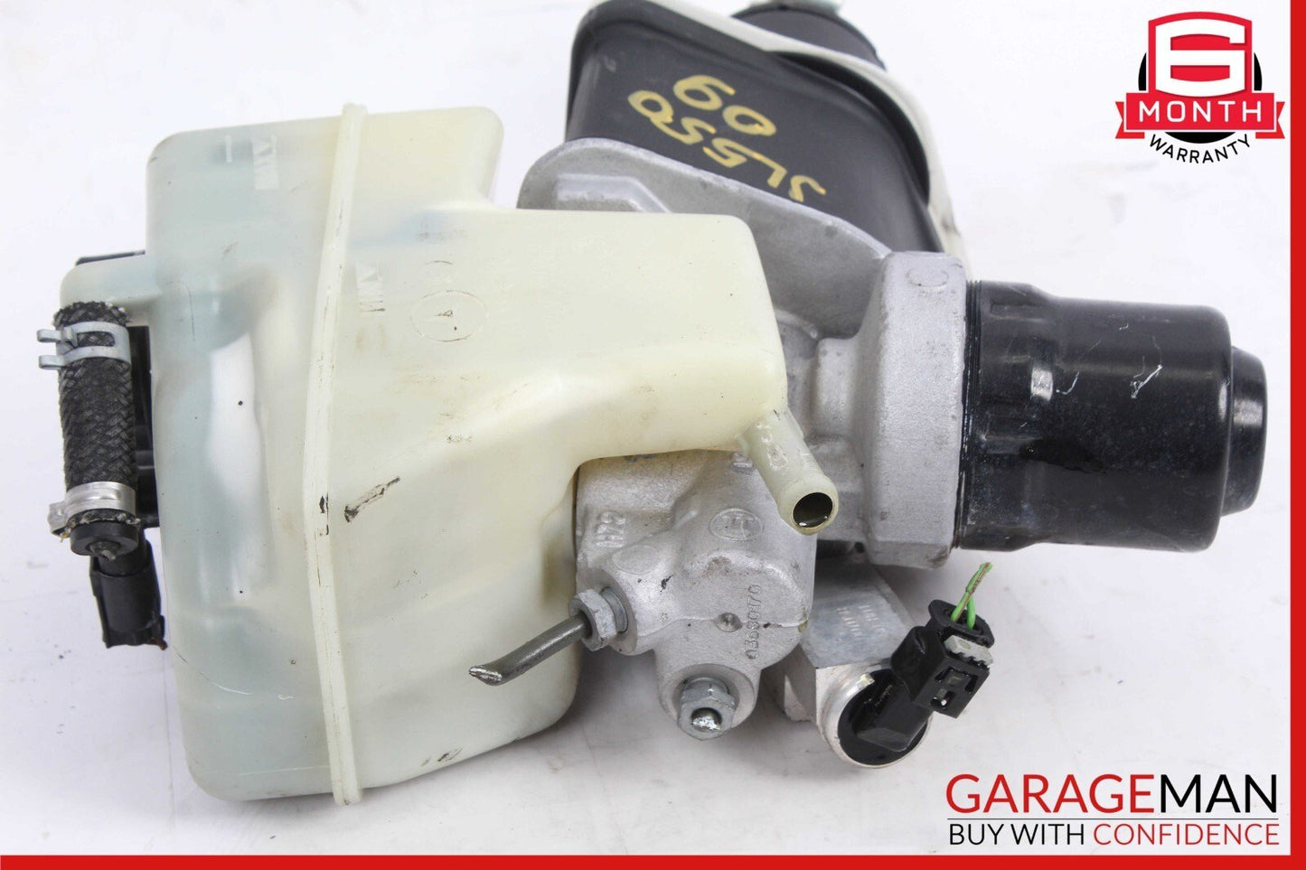 09-12 Mercedes R230 SL550 Power Brake Booster Master Cylinder Reservoir Assembly