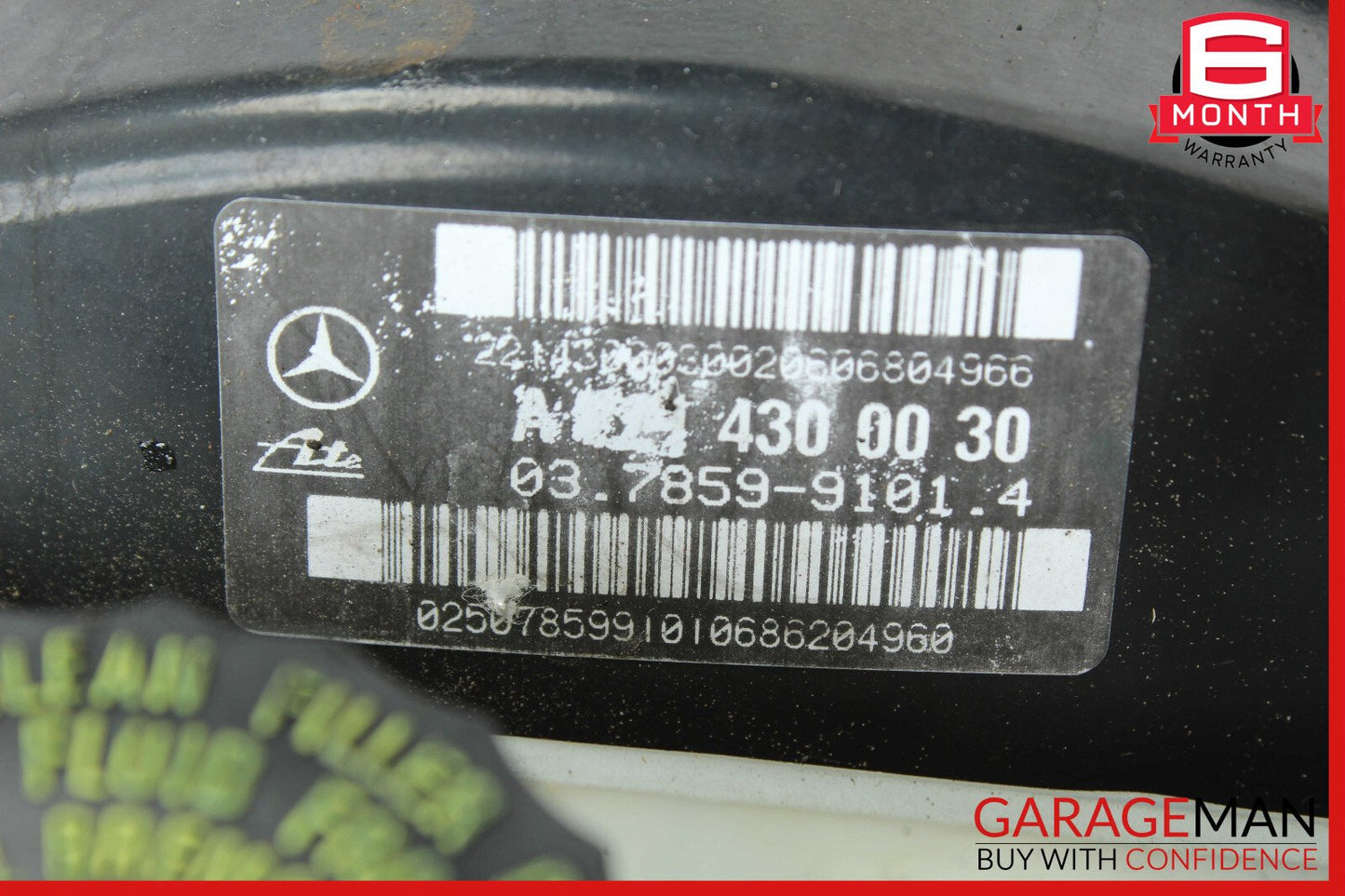 07-09 Mercedes W221 S550 S450 Brake Master Cylinder Power Booster 2214300030 OEM