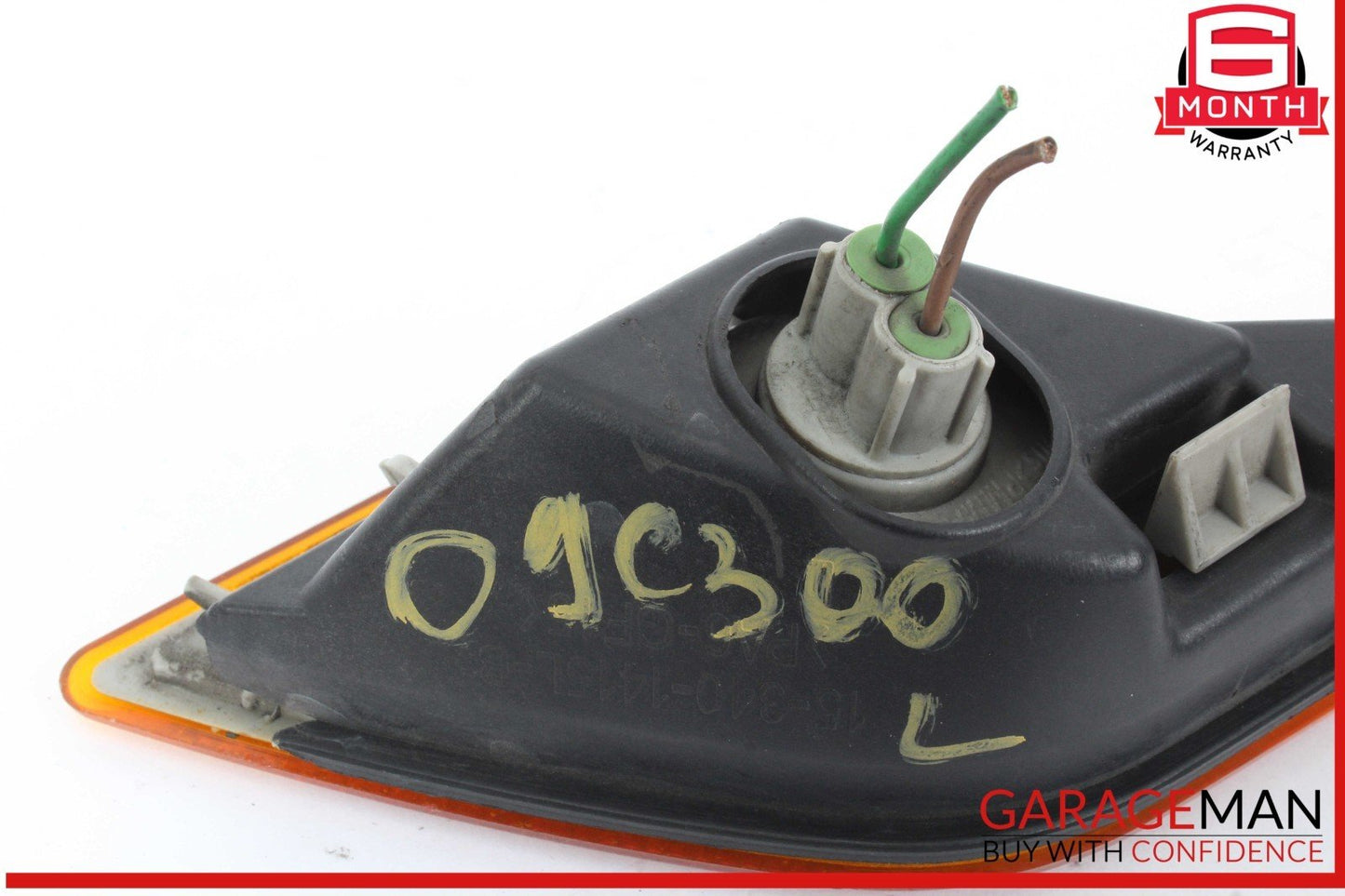 08-11 Mercedes W204 C300 C350 Front Left Driver Side Bumper Turn Signal Light
