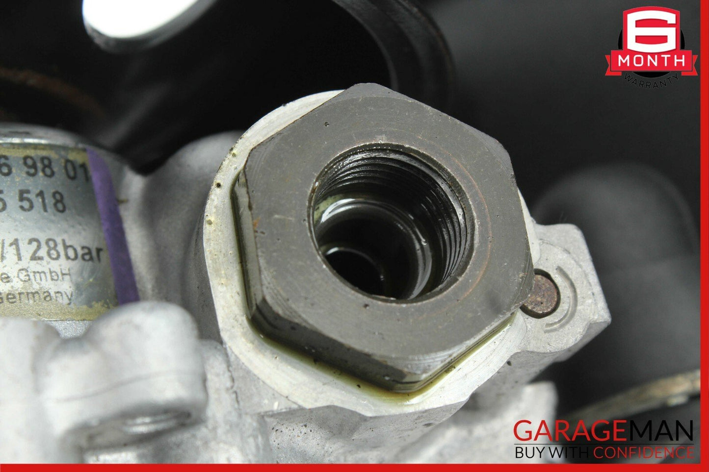 01-10 Mercedes W209 CLK55 SLK55 AMG C240 Power Steering Pump Reservoir Assembly