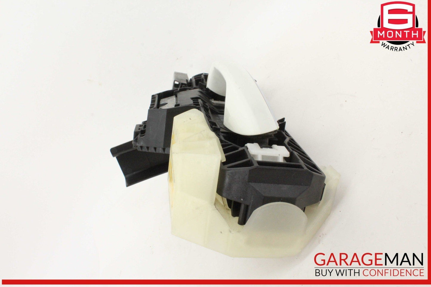 14-19 Mercedes W117 CLA250 Right Passenger Side Exterior Door Handle White OEM