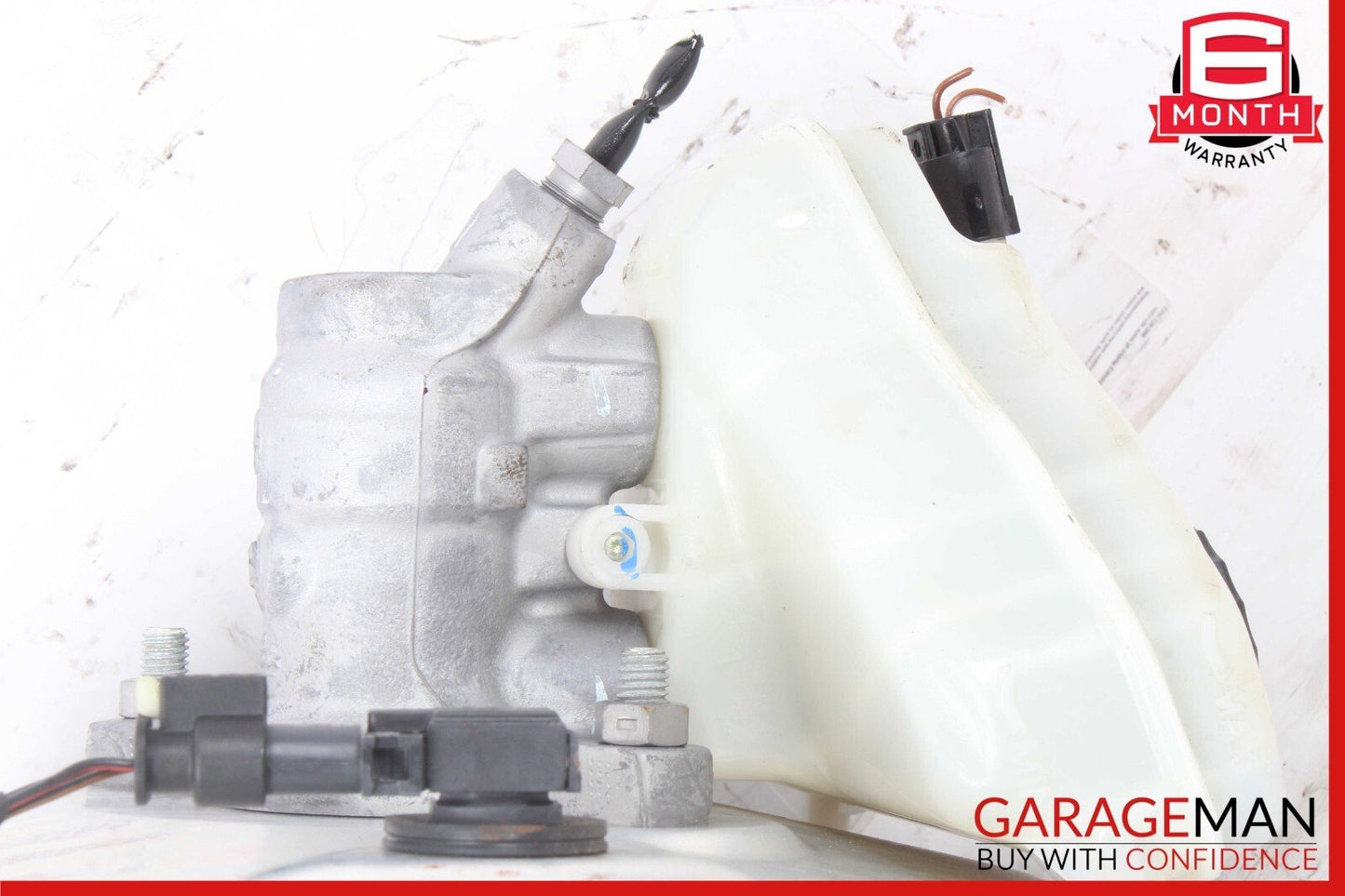 15-18 Mercedes W205 C300 C450 AMG Power Brake Booster Master Cylinder Reservoir
