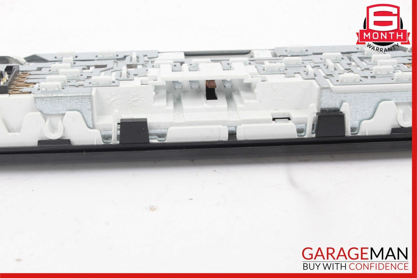 10-18 Mercedes W212 E350 E550 CLS550 Rear Overhead Dome Light 2128205001 OEM