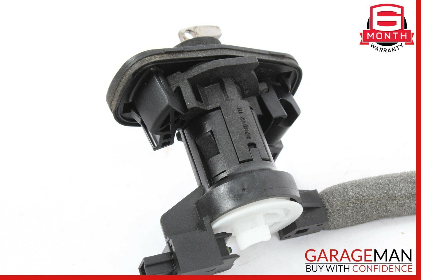 08-15 Mercedes W204 C250 C300 Trunk Lid Latch Lock Actuator 2047500185 OEM
