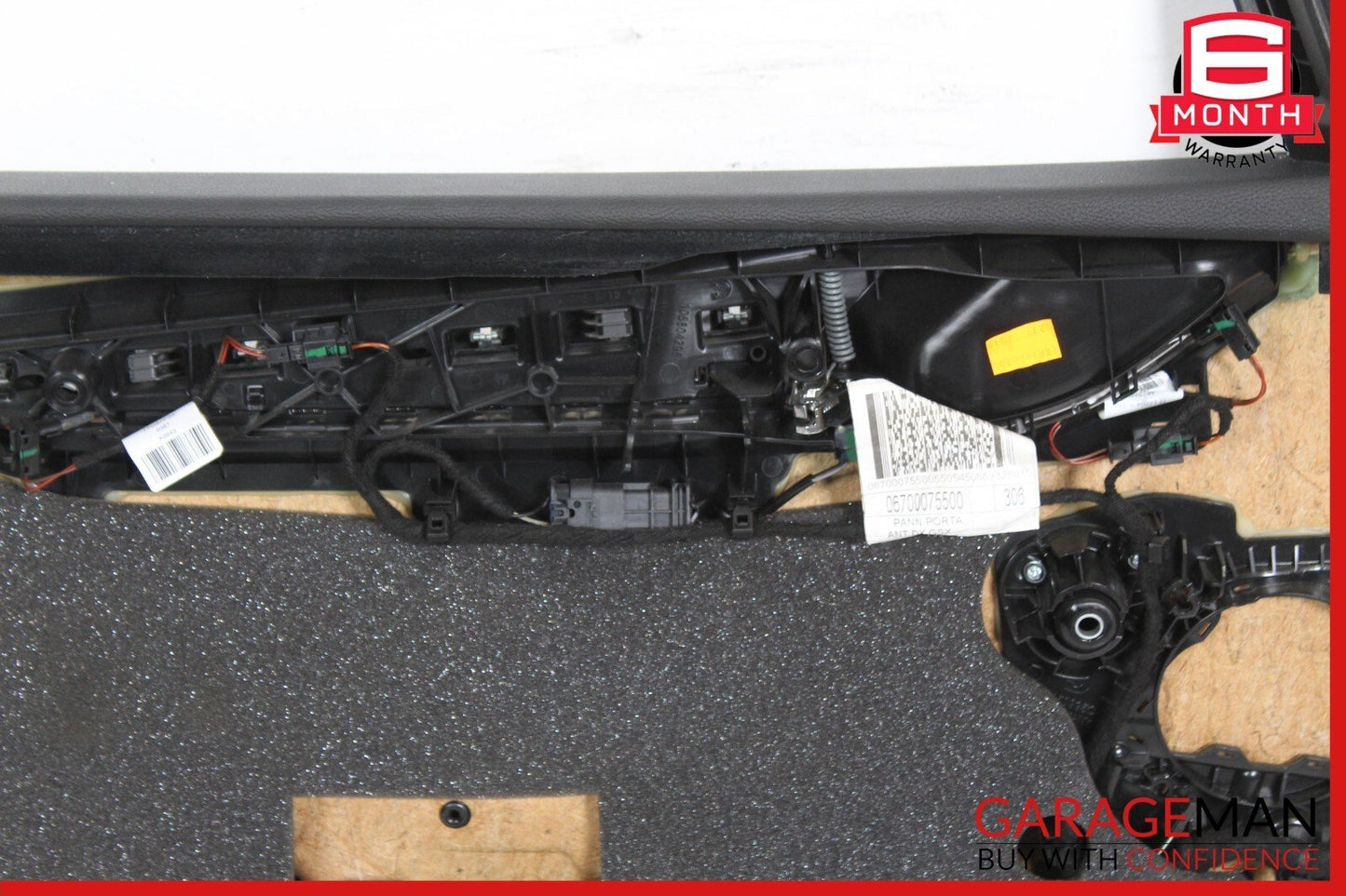 14-17 Maserati Quattroporte M156 Front Right Side Interior Door Panel OEM