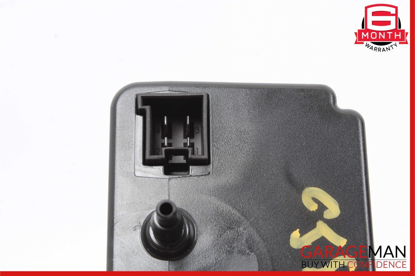 05-18 Mercedes C250 SLK300 CLS550 E350 Seat Control Vacuum Pump 0008003348 OEM