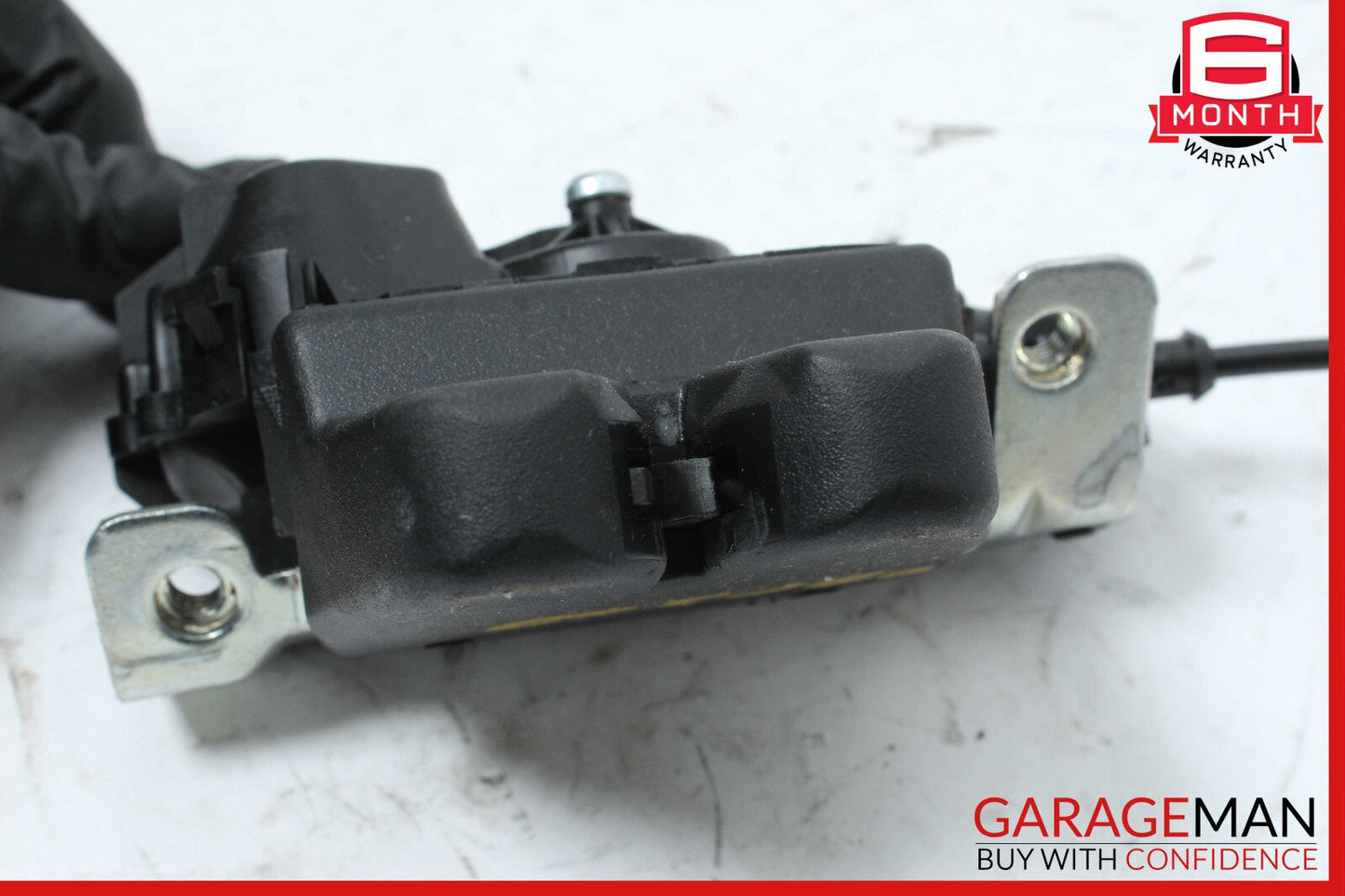 08-15 Mercedes W204 C250 C300 Trunk Lid Latch Lock Actuator 2047500185 OEM