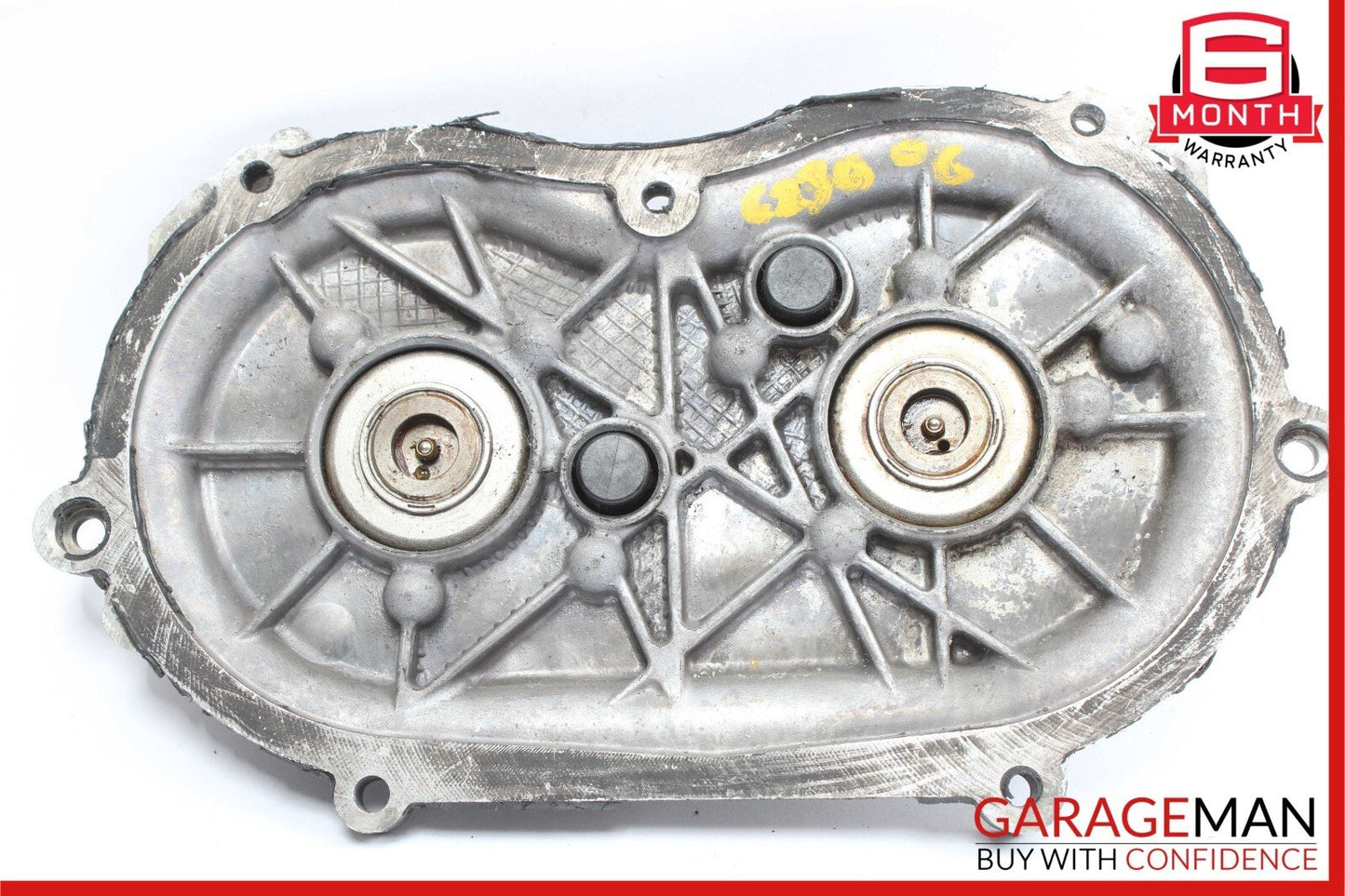 Mercedes E550 R350 E350 C230 Front Left Engine Timing Chain Valve Cover Plate