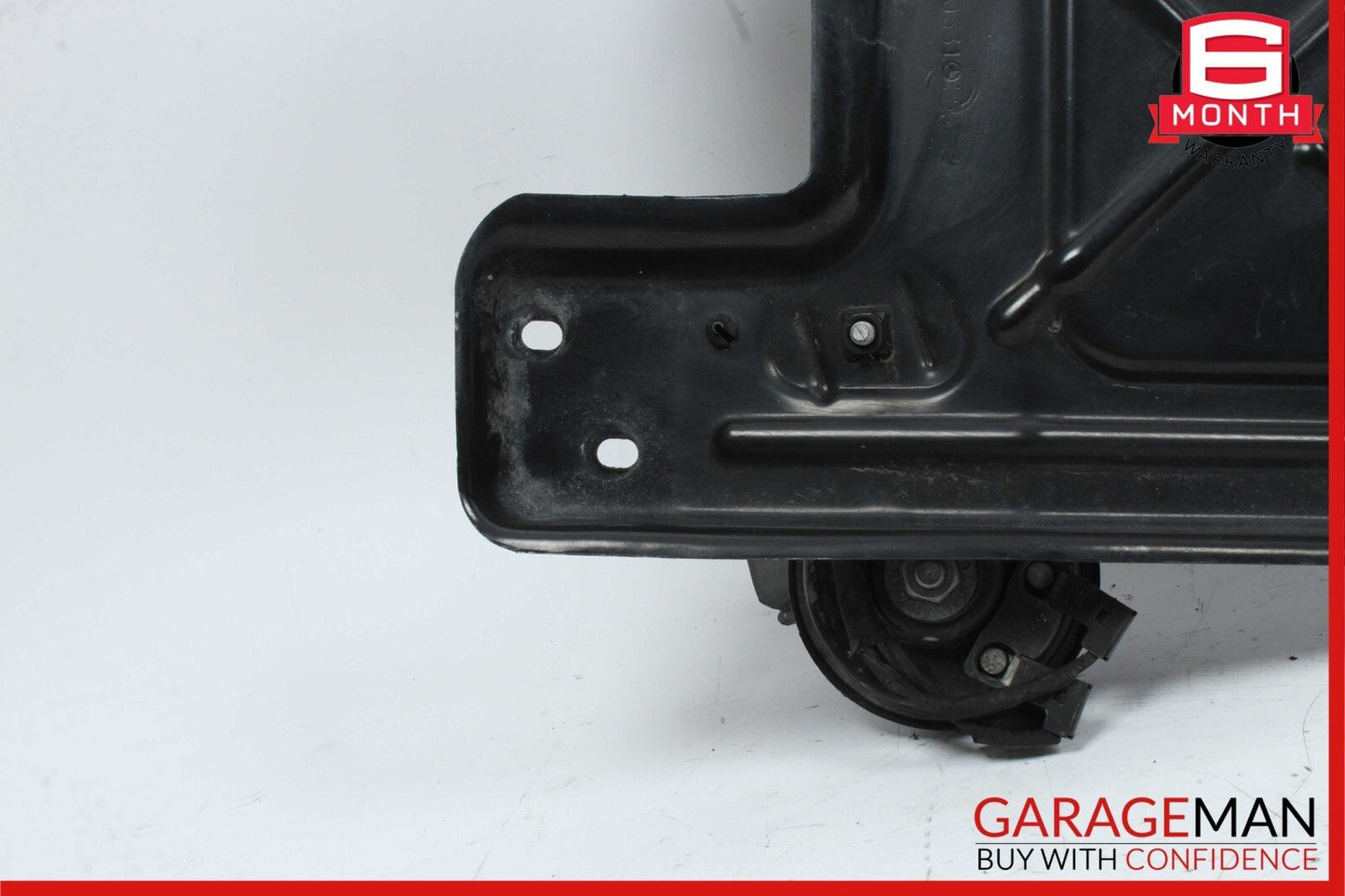 06-12 Mercedes W251 R350 R500 Front Center Core Radiator Support Horn Bracket