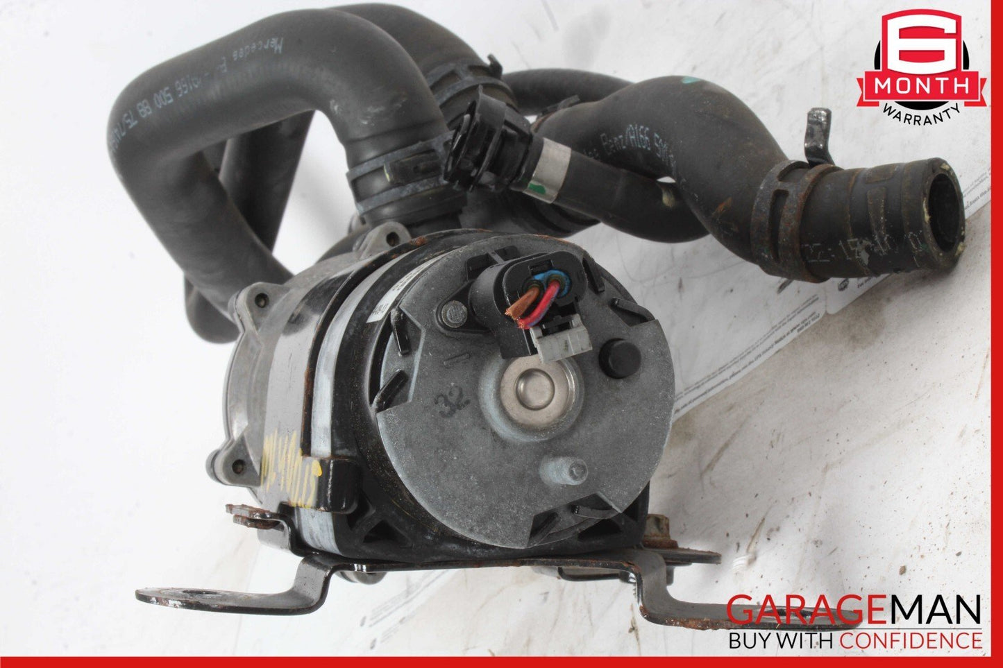 02-19 Mercedes W166 ML400 AUX Auxiliary Circulation Water Pump w/ Hose Pipe Line