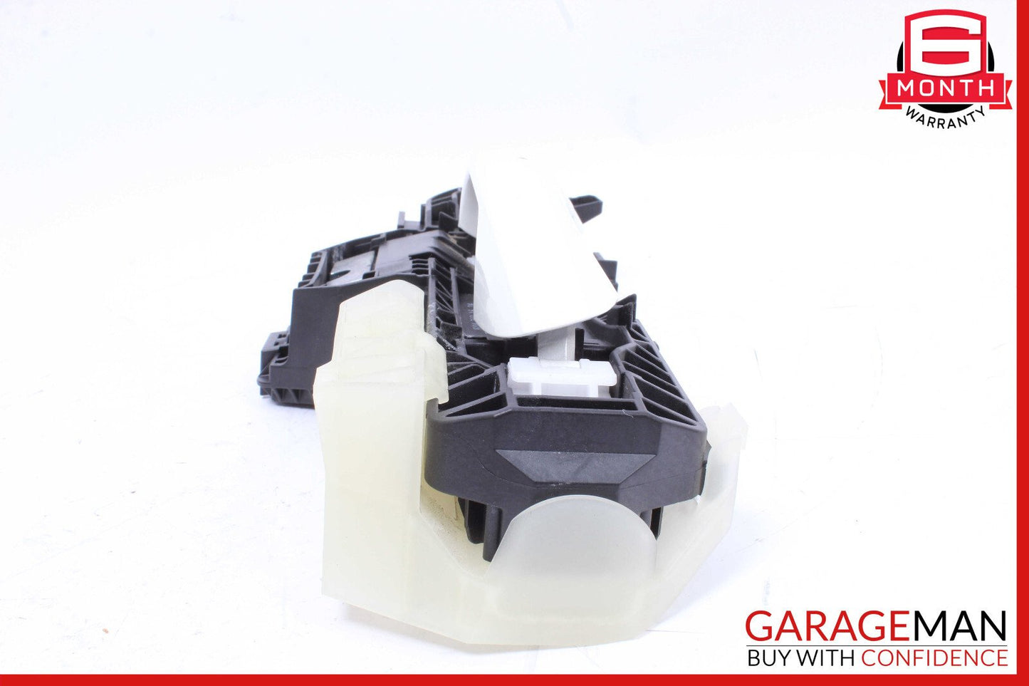 12-20 Mercedes W117 CLA250 Rear Right Side Exterior Door Handle White OEM