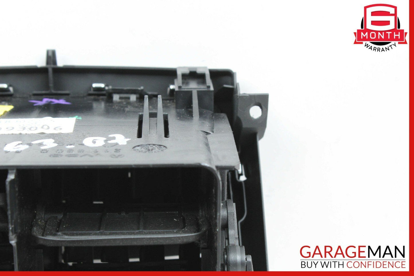 06-11 Mercedes W219 CLS63 AMG Rear Seat AC A/C Control Air Vent Trim Panel