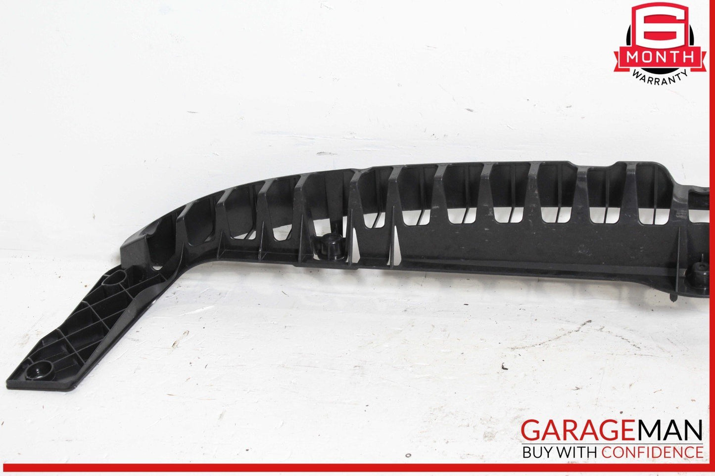 14-17 BMW i3 I01 Hybrid Rear Bumper Upper Center Mount Bracket Assembly OEM